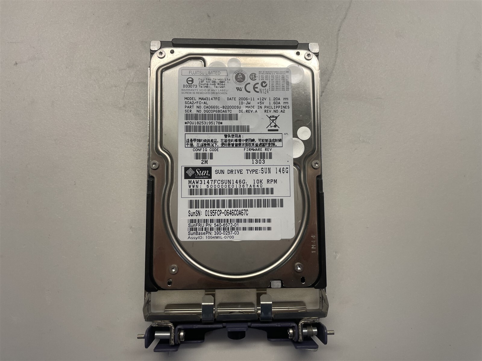 Sun 390-0257 146GB 10K RPM 3.5" Fibre Channel 3.5" HDD Fujitsu MAW3147FC 