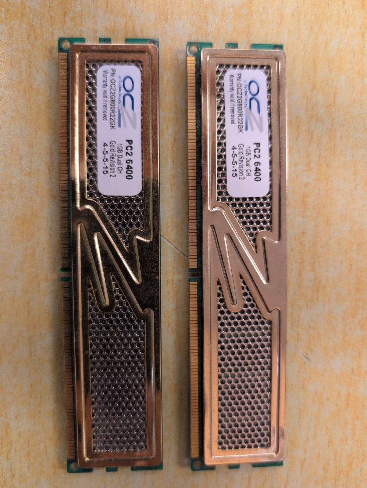 OCZ Gold Revision 2 2GB (2x1GB) DDR2 800MHz PC2-6400 Desktop RAM...