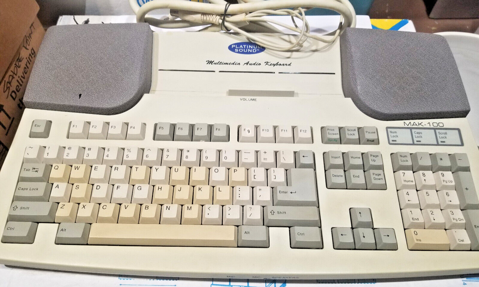 RARE Platinum Sound MAK-100 Multimedia AT Keyboard | NEW - NEVER USED