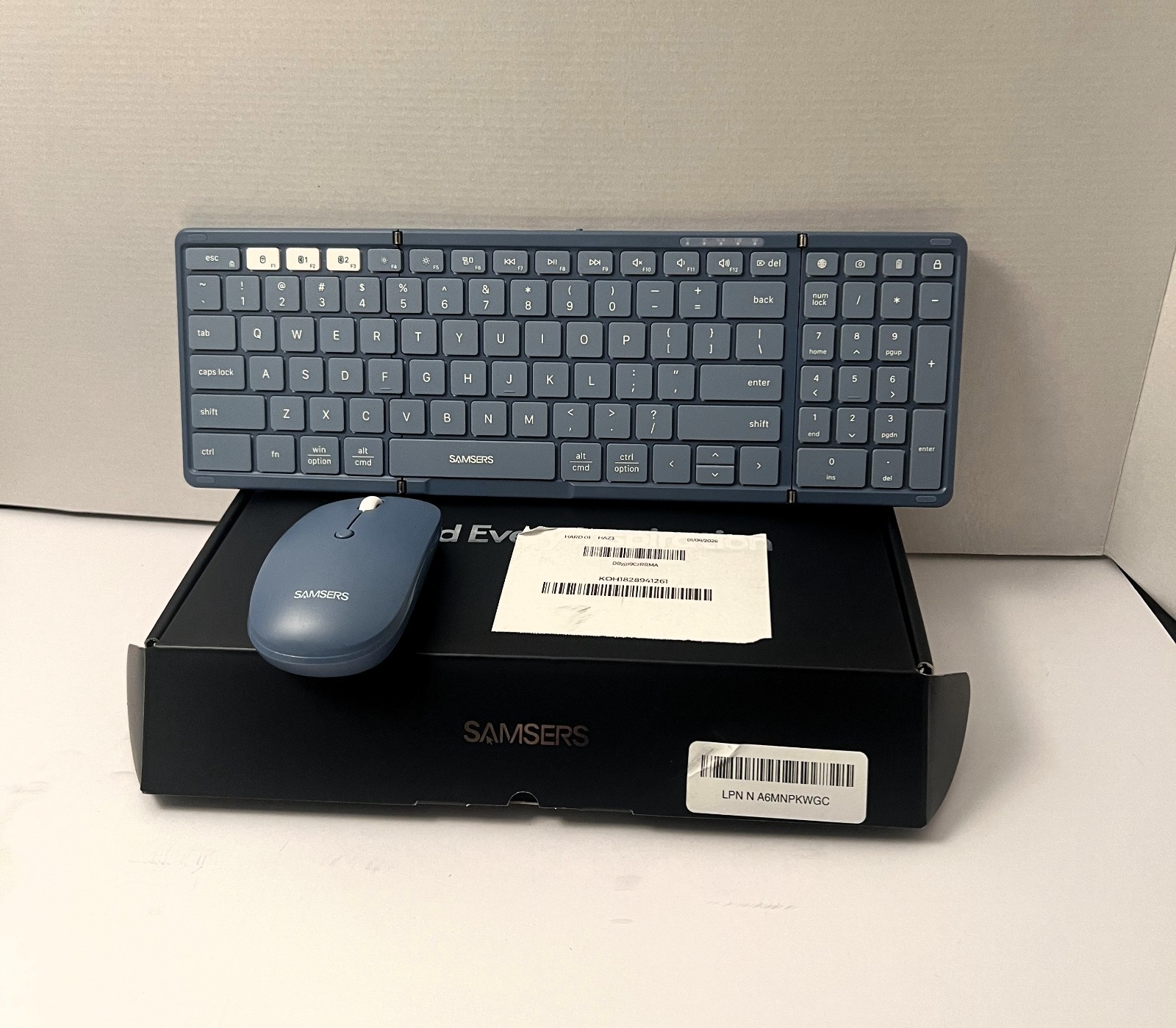 Foldable Keyboard and Mouse, Samsers Folding Bluetooth Keyboard Combo KM01