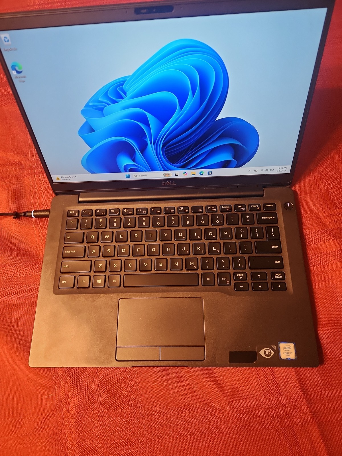 Dell Latitude 7400 14"  (i7-8665U, 1.90GHz, 16GB, 512GB) Win11 Pro + Charger 