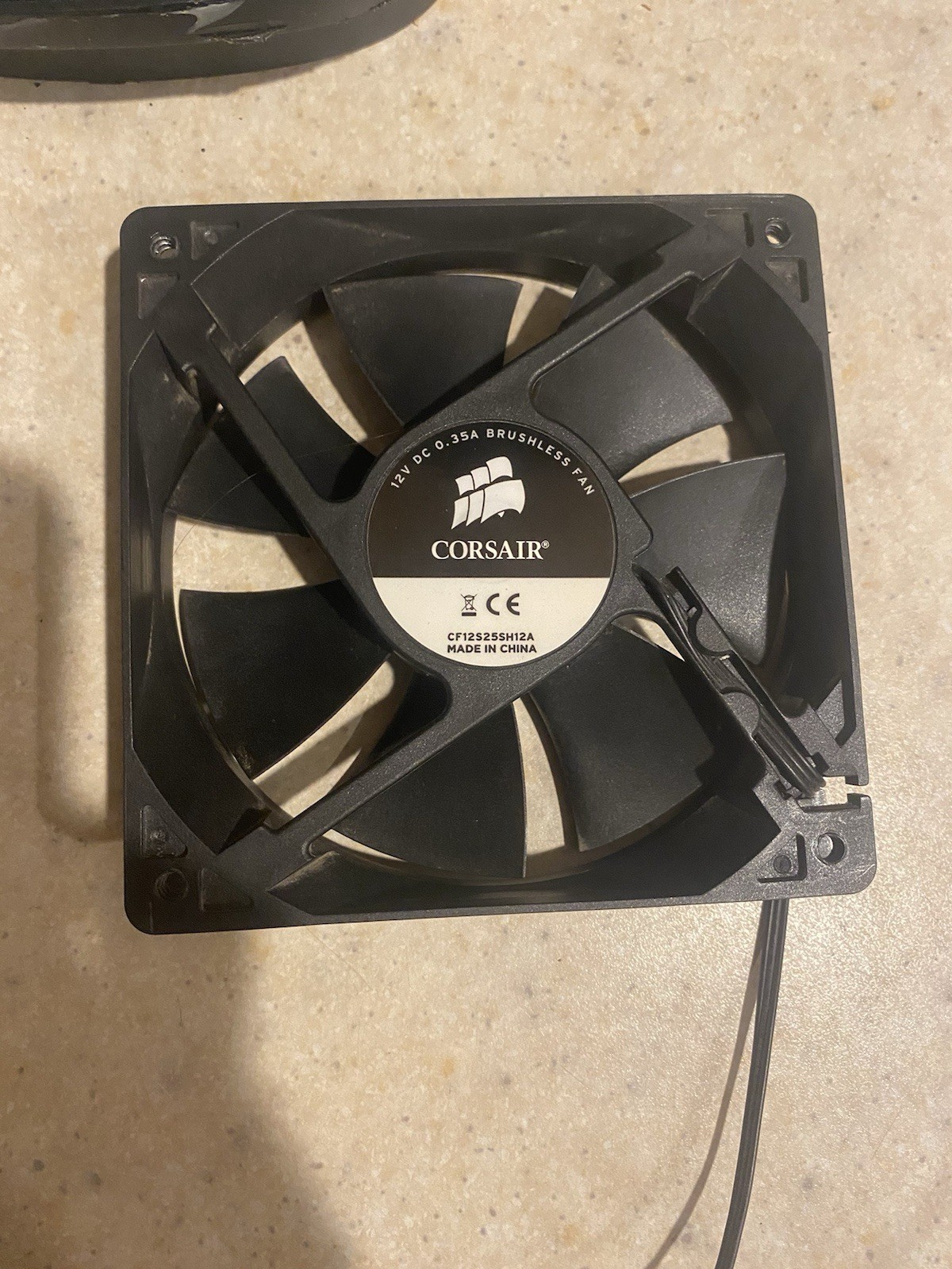 Corsair 120mm Brushless Fan CF12S25SH12A 12v DC 3 pin 90 cfm 4 Screws Included