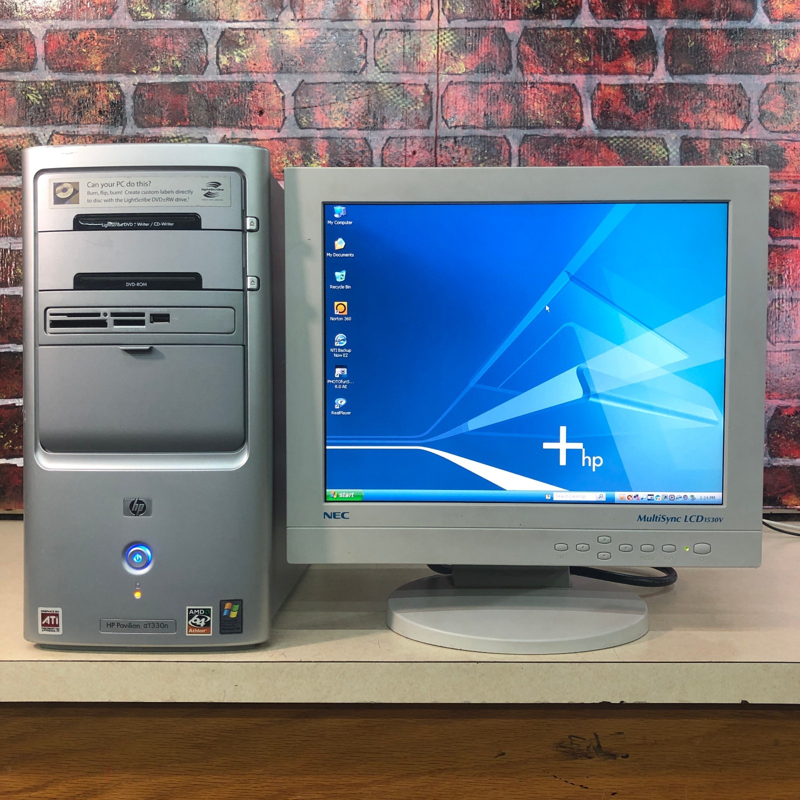 HP Pavilion a1130n PC for Retro Gaming AMD Athlon 2.40GHz 1GB RAM Windows XP MCE