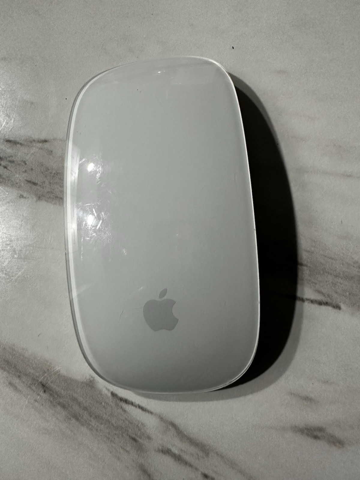 Apple Magic Mouse V2 A1657 Wireless Bluetooth, Rechargeable - Green (MLA02LZ/A)