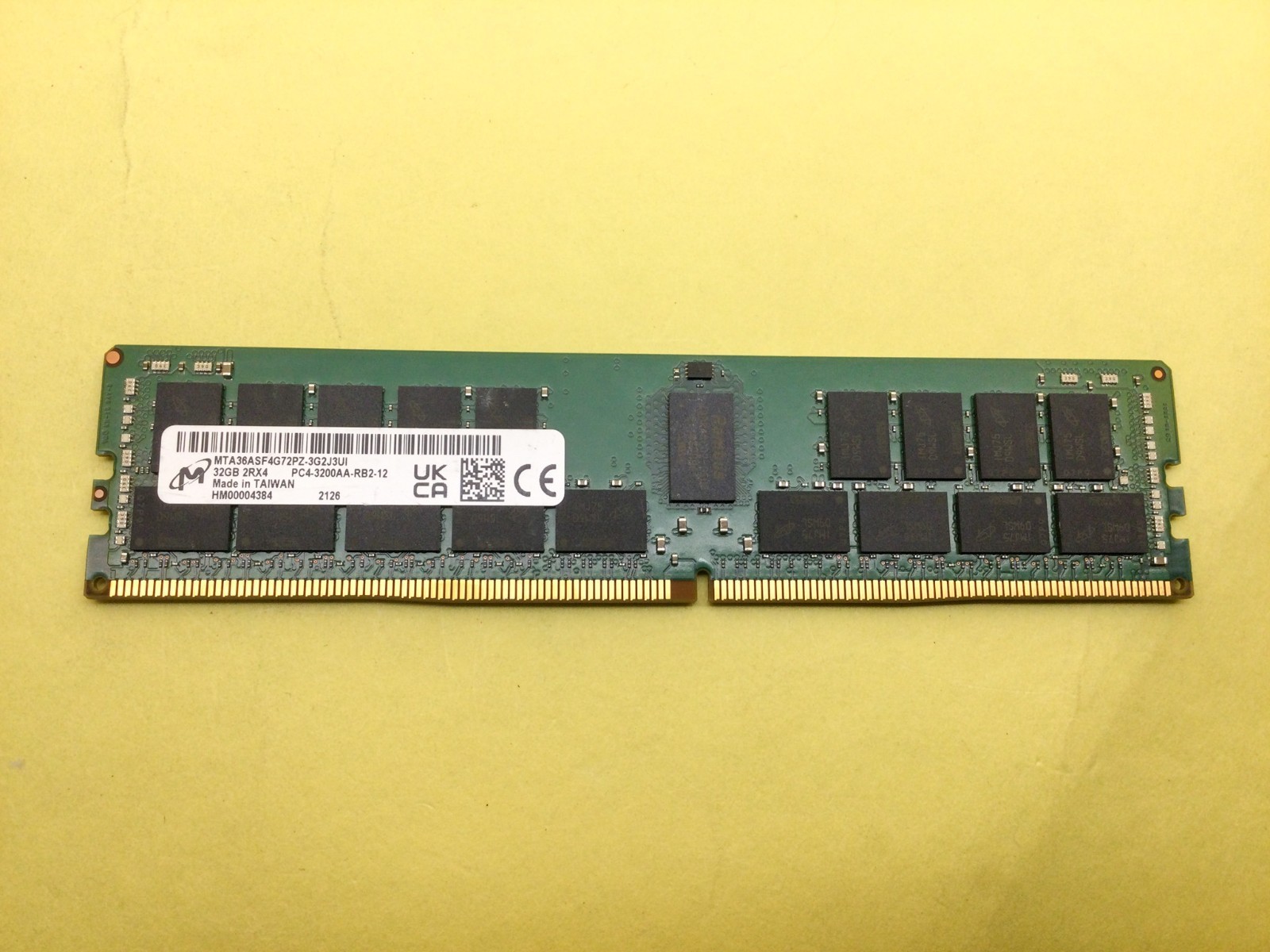 MICRON 32GB (1X32GB) 2Rx4 PC4-3200AA SERVER MEMORY MTA36ASF4G72PZ-3G2J3