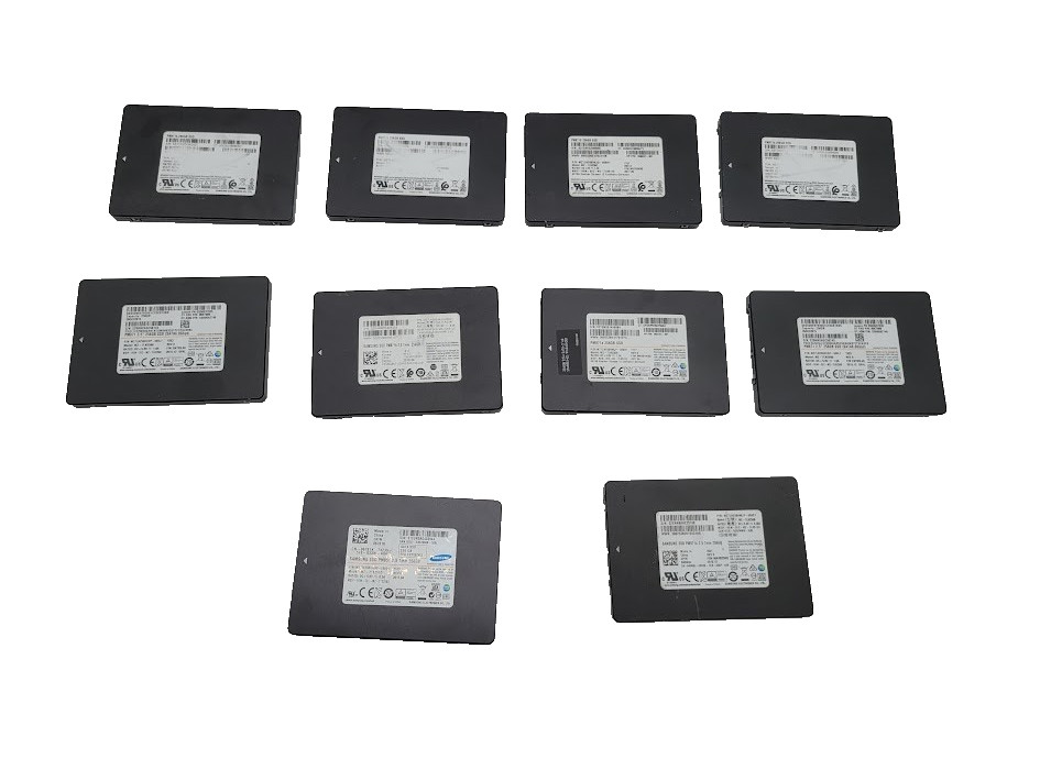 Lot of 10 Samsung different Models 256 GB SATA III 2.5 check the description