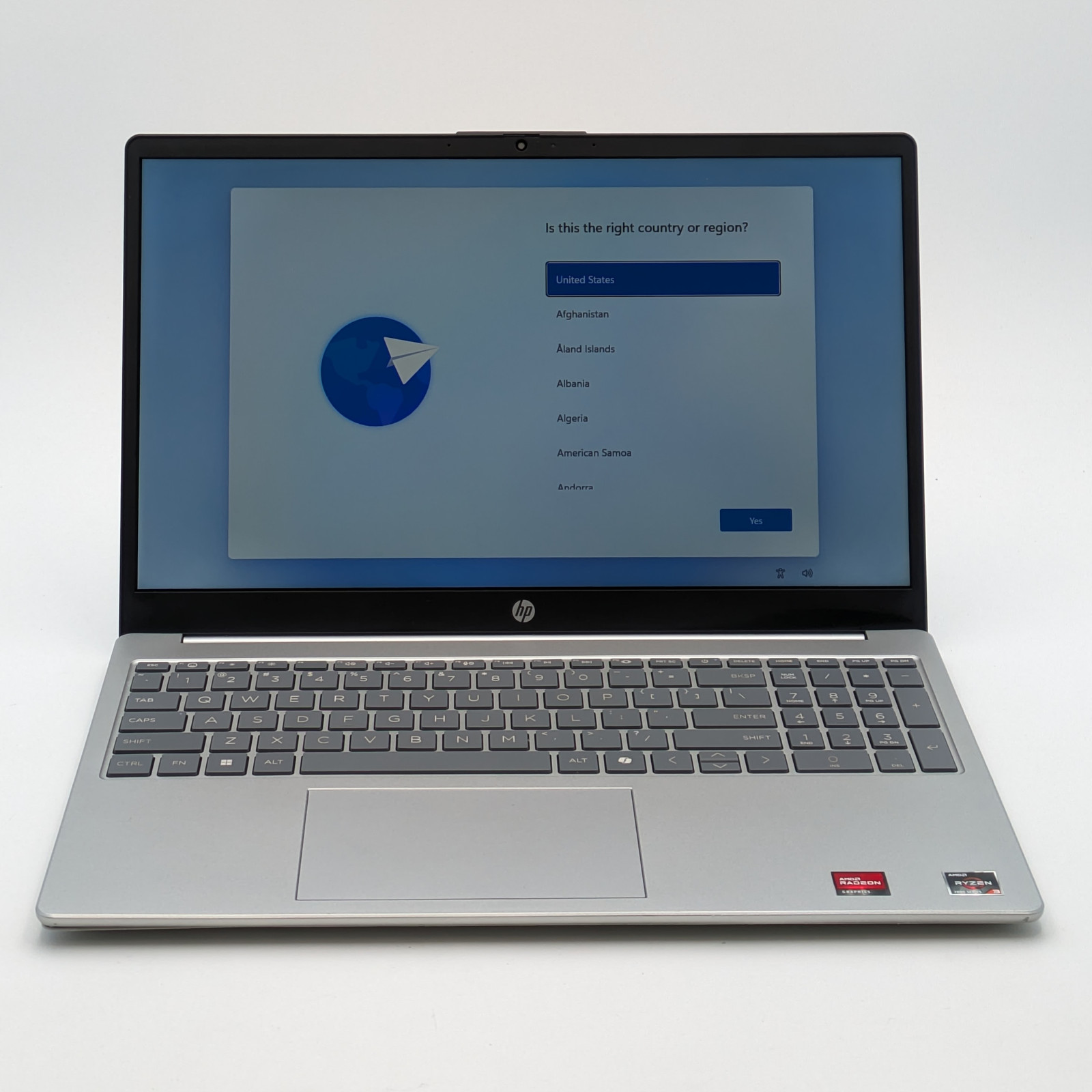 HP Laptop 15-fc0099nr 15.6" AMD Ryzen 3 7320U 8GB DDR4 512GB SSD Windows 11 Home