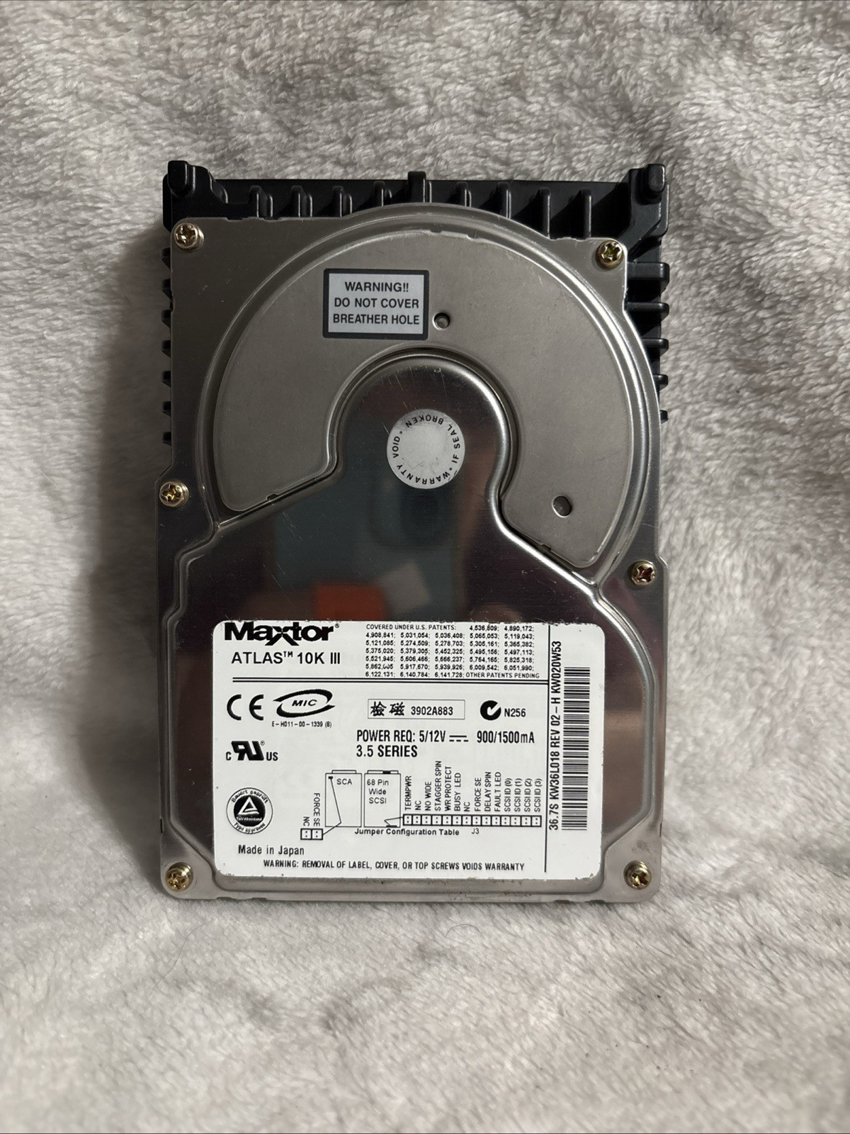 Maxtor Atlas 10K III hard disk drive 36.7 GB SCSI RPM: 10,000 (1A) 