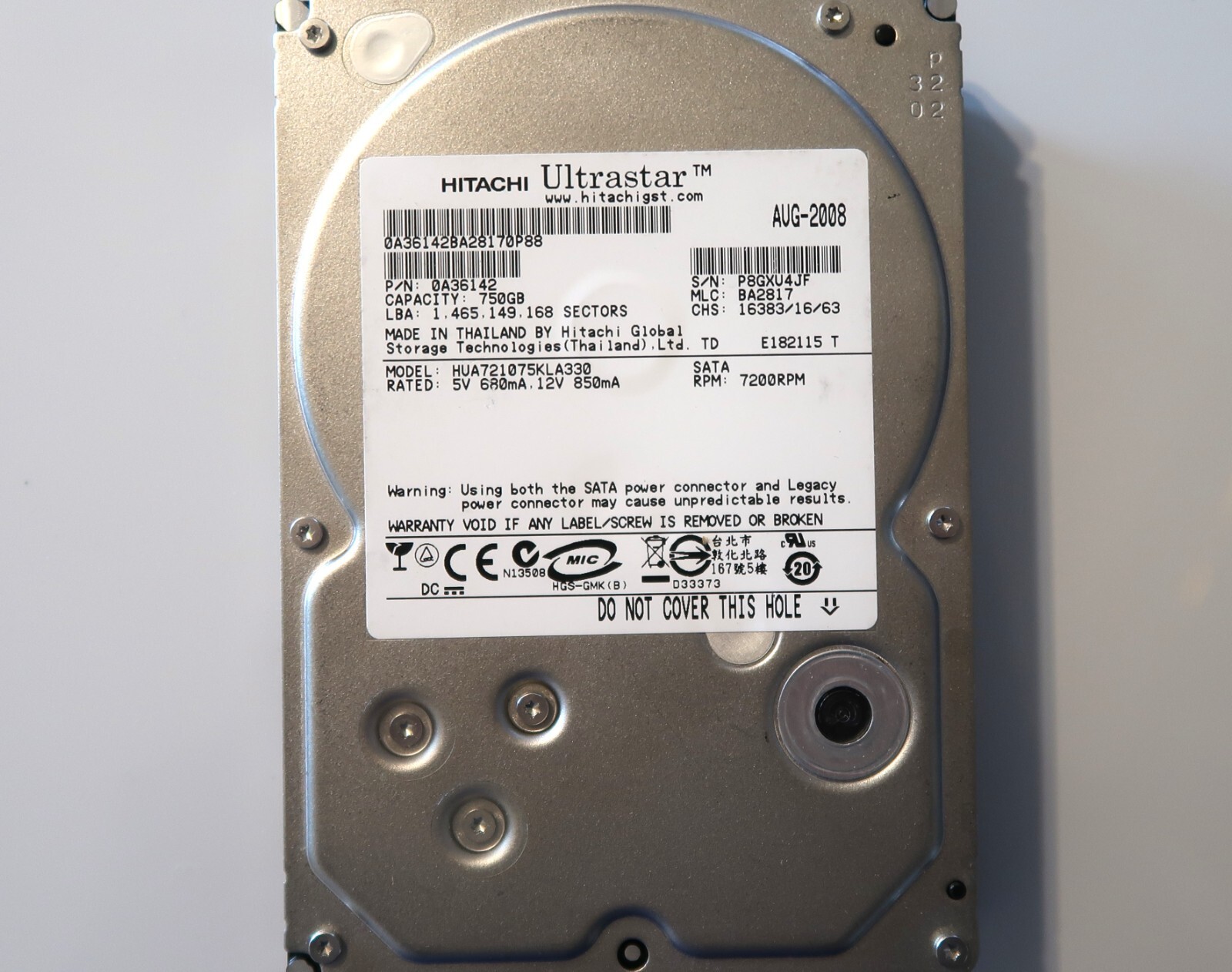 Hitachi HUA721075KLA330 0A36142 MLC:BA2817 750gb 3.5" Sata HDD AUG-2008