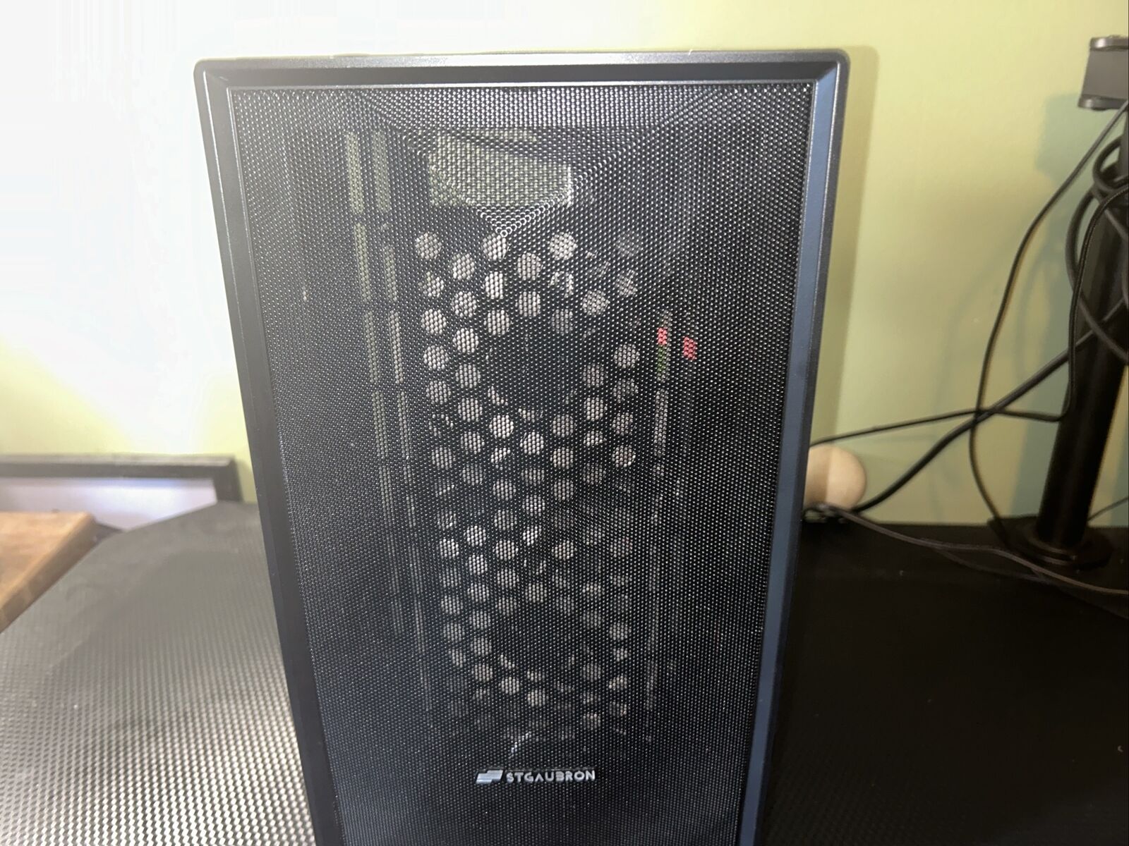 STGAubron Gaming Desktop PC Computer Tower, Intel Core I5 3.3Ghz *Pre Owned*
