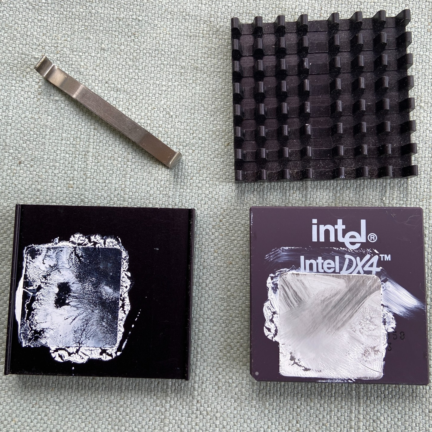 Intel DX4 CPU Processor 100MHz PGA168 Ceramic Overdrive Heatsink Clip 1990’s