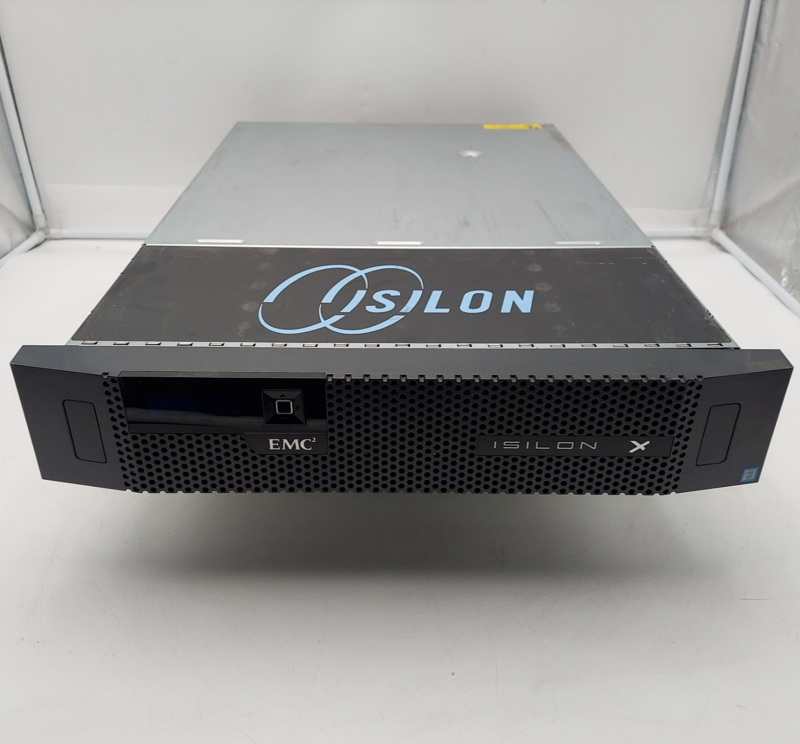 EMC Isilon X210 Server Xeon E5-2407v2 2.40GHz 24GB RAM 20TB Storage (10x2TB)