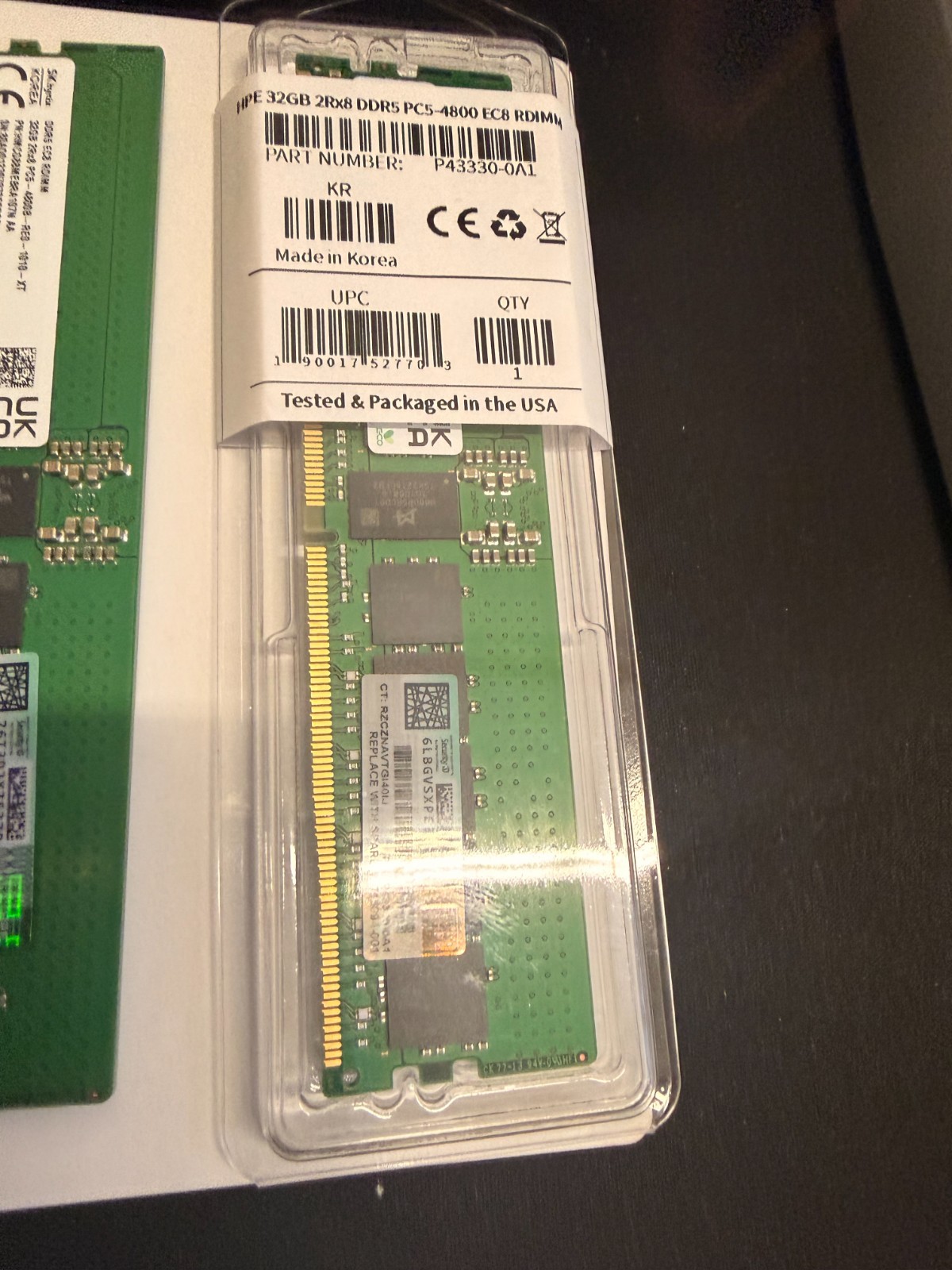 P43330-0A1 HPE 32GB 2RX8 PC5-4800B DDR5 SERVER RAM P43328-B21 / HMCG88MEBRA107N