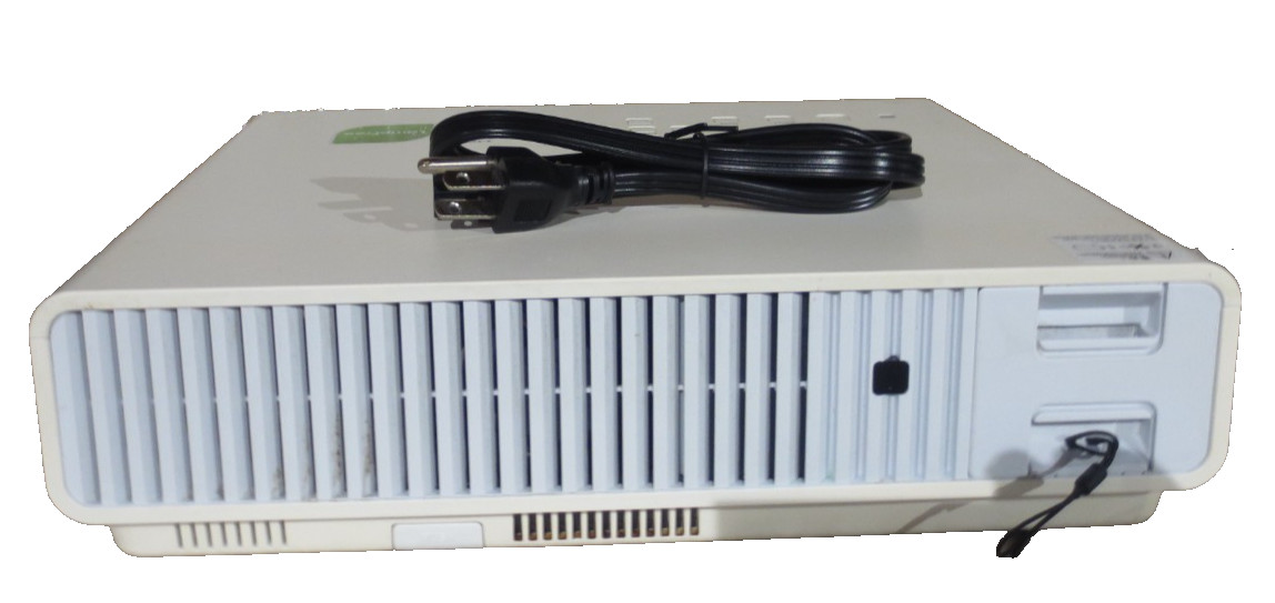 Casio XJ-M141 Room Projector With Power Cord  6055 Lamp Hrs