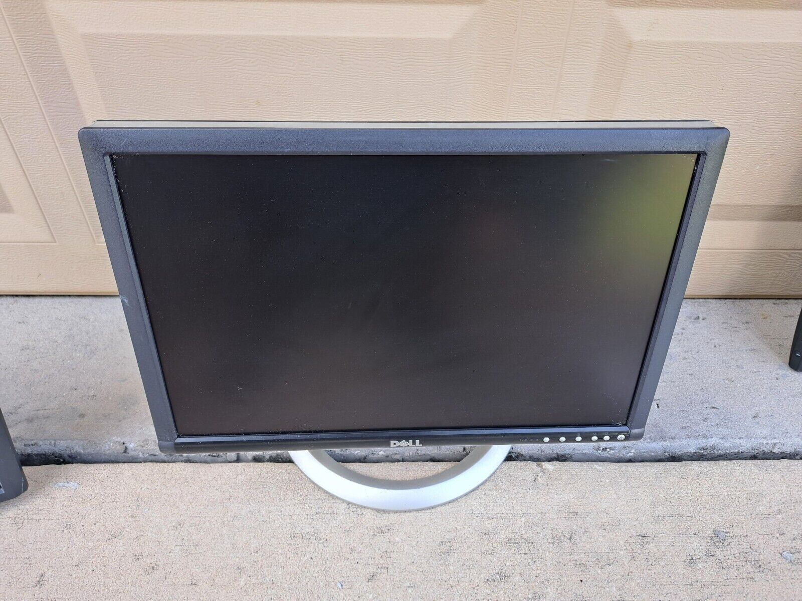 Dell 2005FPW 20.1\