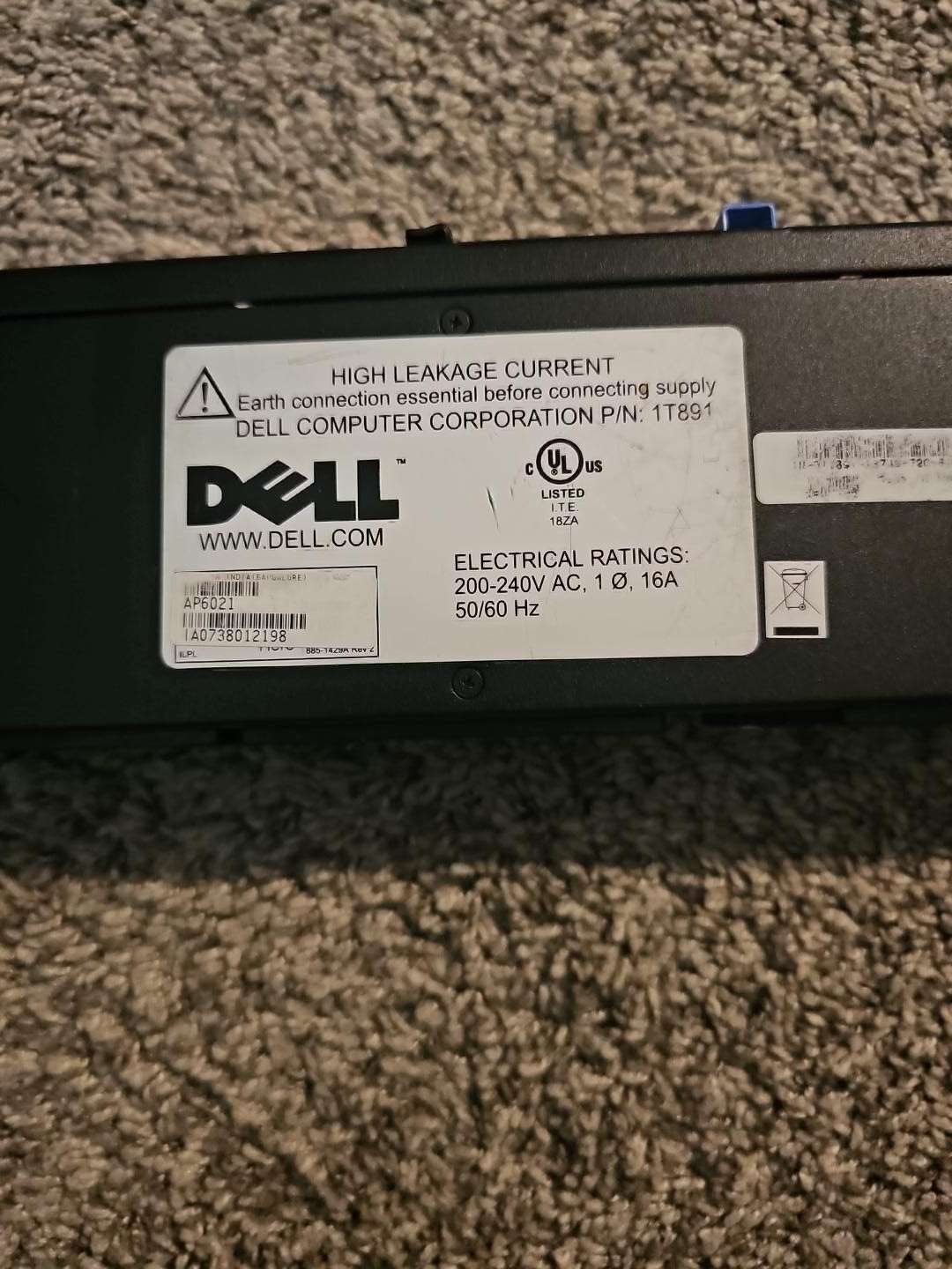 Dell AP6021 1T891 13-Outlet Server Rack PDU 200-240V 16A Power Distribution