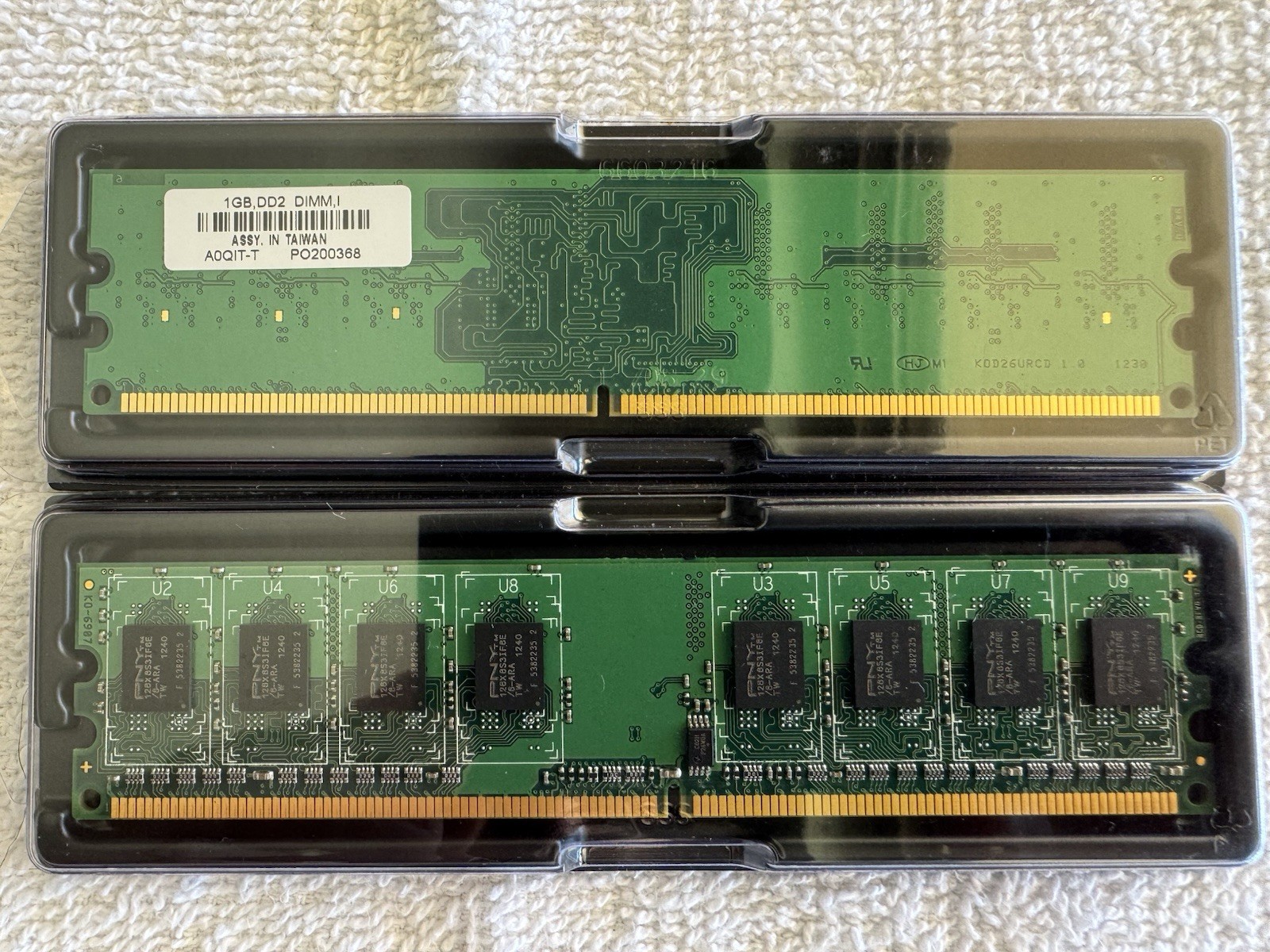 PNY 2GB (2x1GB) DDR2 SDRAM 240-Pin DIMM Desktop Memory RAM Kit PO200368