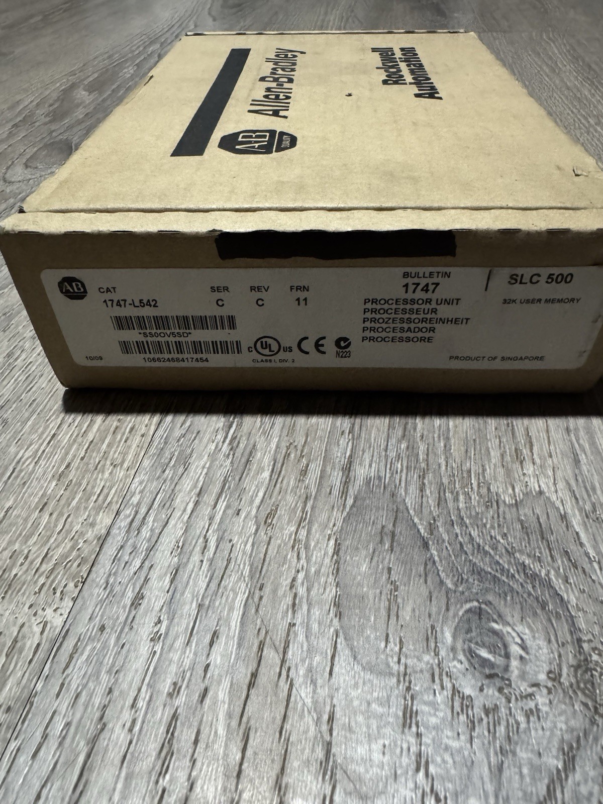 Surplus Open Allen Bradley 1747-L542 Ser C FW 11 SLC 500 5/04 * Usa Seller New *