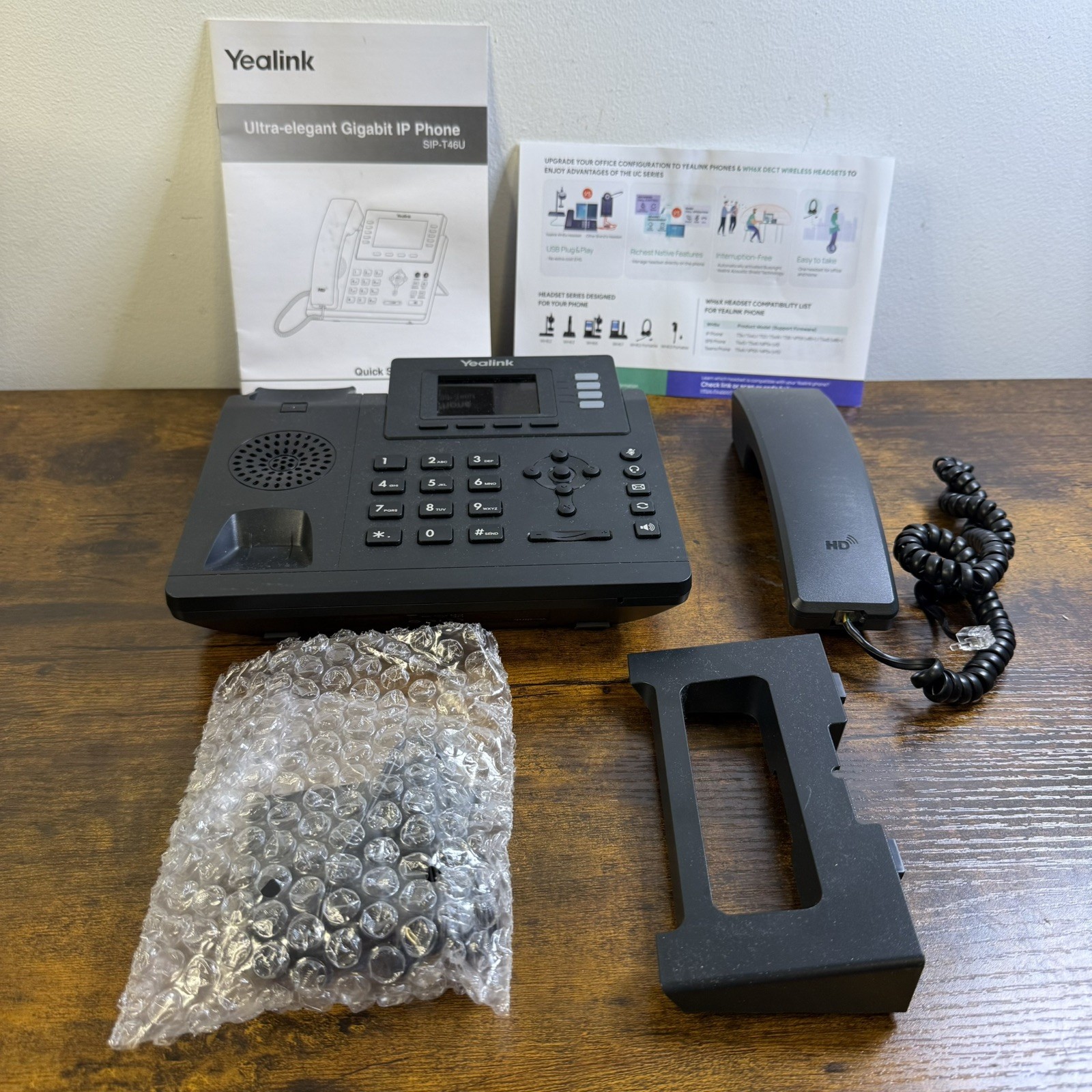 Yealink 4.3" LCD Gigabit IP Business Phone - Gray (SIP-T46U)