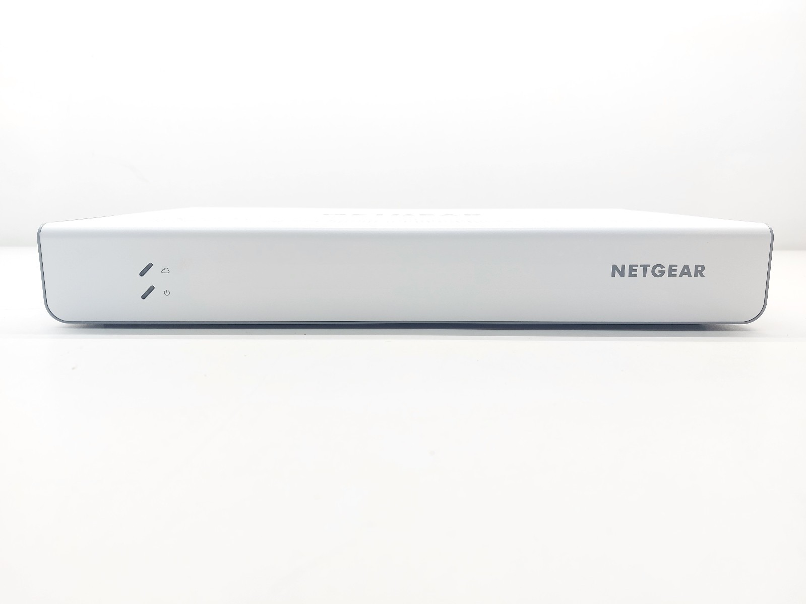 Netgear GC510P 8-Port Gigabit w/ 2 SFP Ports PoE+ App Managed Smart Cloud Switch