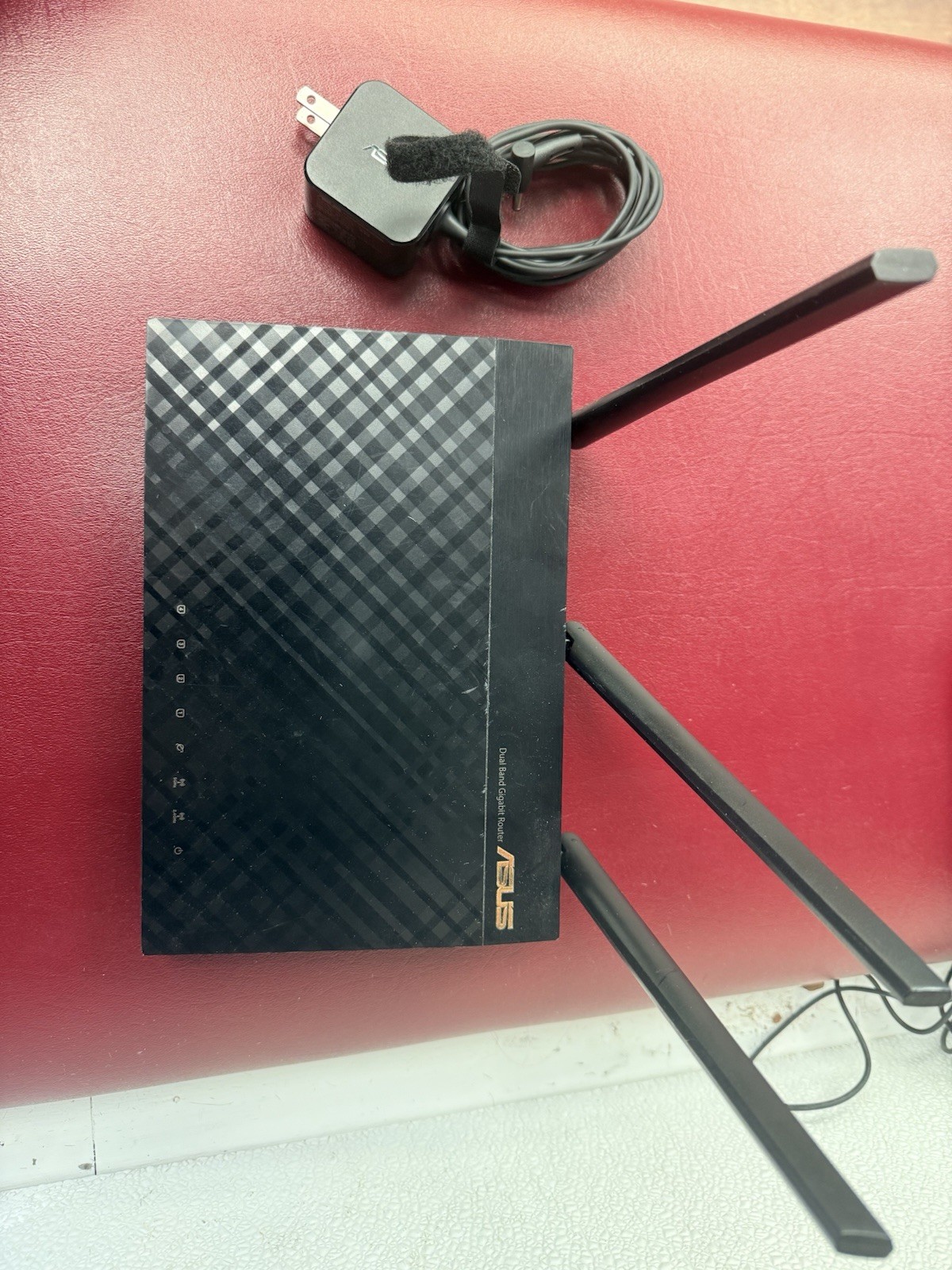 ASUS RT-AC66U_B1 Dual-Band WiFi Router