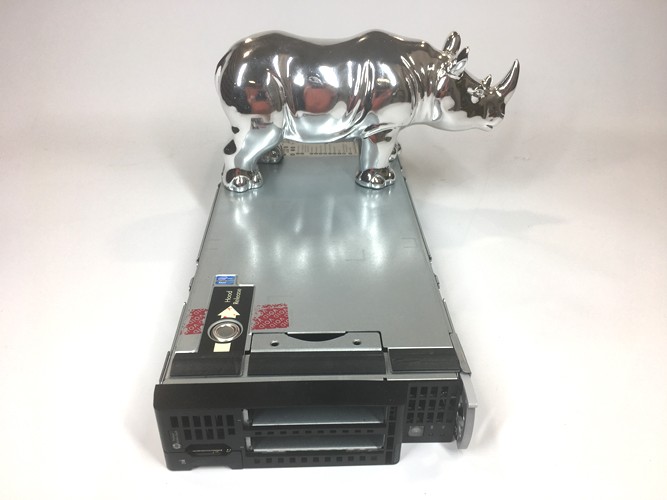 727021-B21 HP ProLiant BL460c Gen9 E5-v3 10Gb/20Gb FlexibleLOM Configure-to-orde