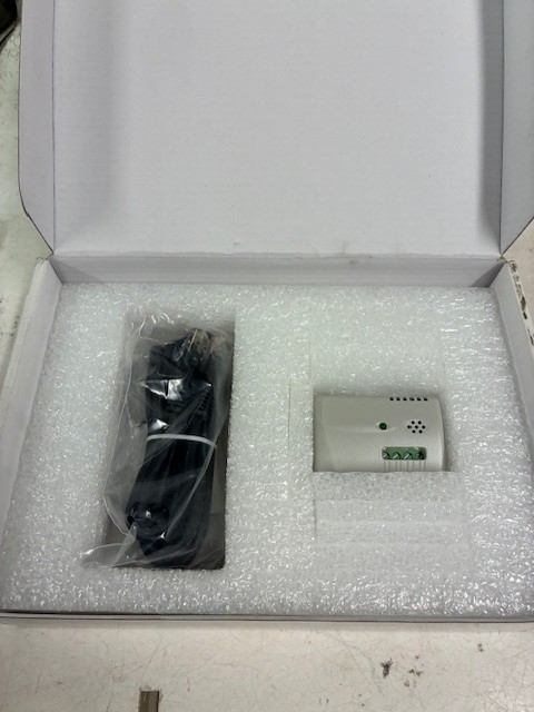 NEW Eaton Powerware EMP Environmental Monitoring Probe 42R4317 116750224-001