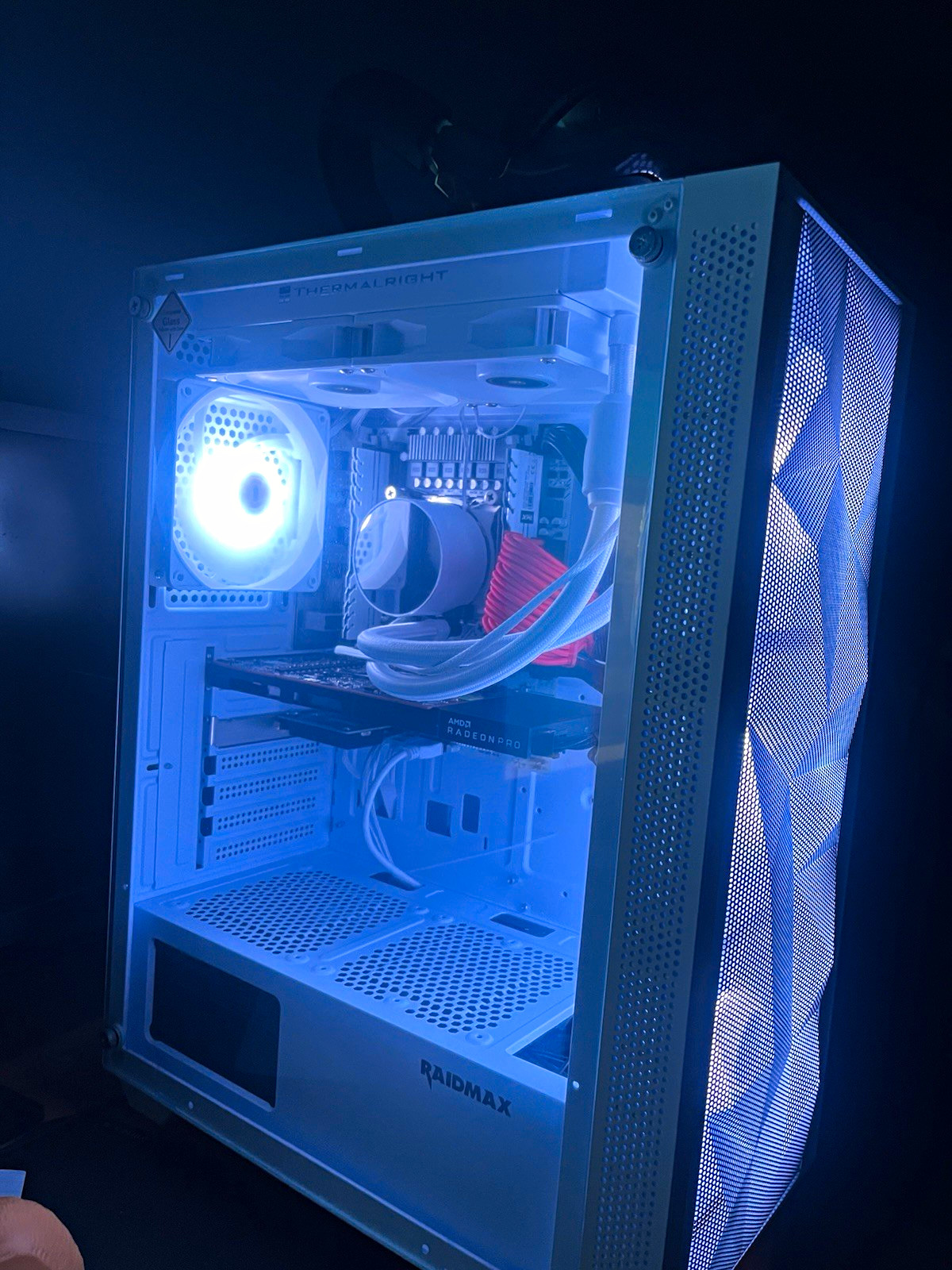 Custom/Whitebox Gaming Tower Desktop PC White AMD Radeon Pro W/ Adrenalin Driver