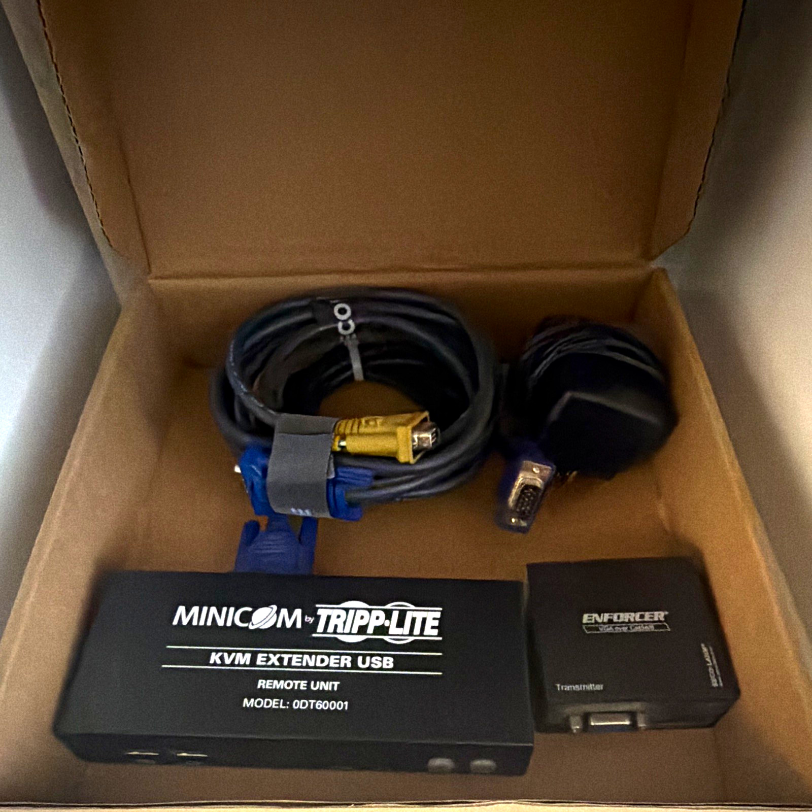 Tripp Lite Minicom ODT60001 KVM Extender USB Remote Unit, VGA to VGA, Black