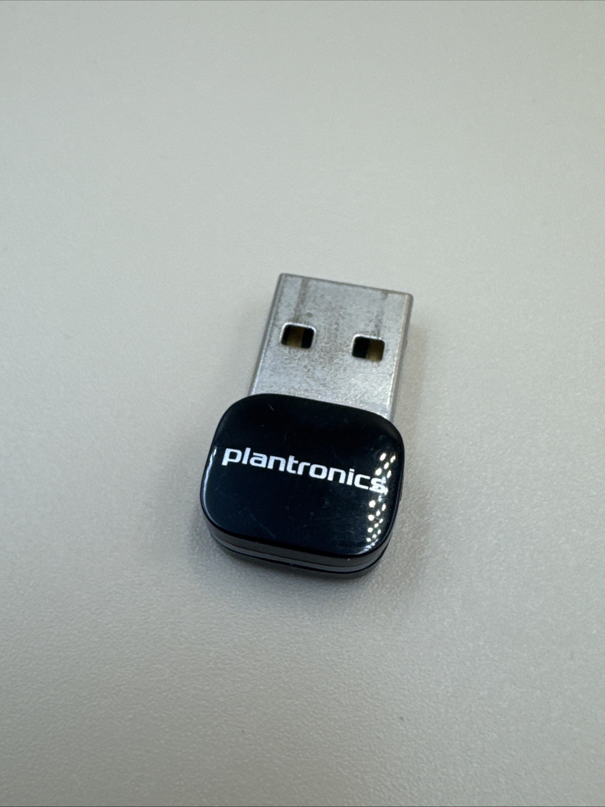 Plantronics BT300 Bluetooth USB Dongle Adapter for Voyager 5200 UC Legend UC PLT