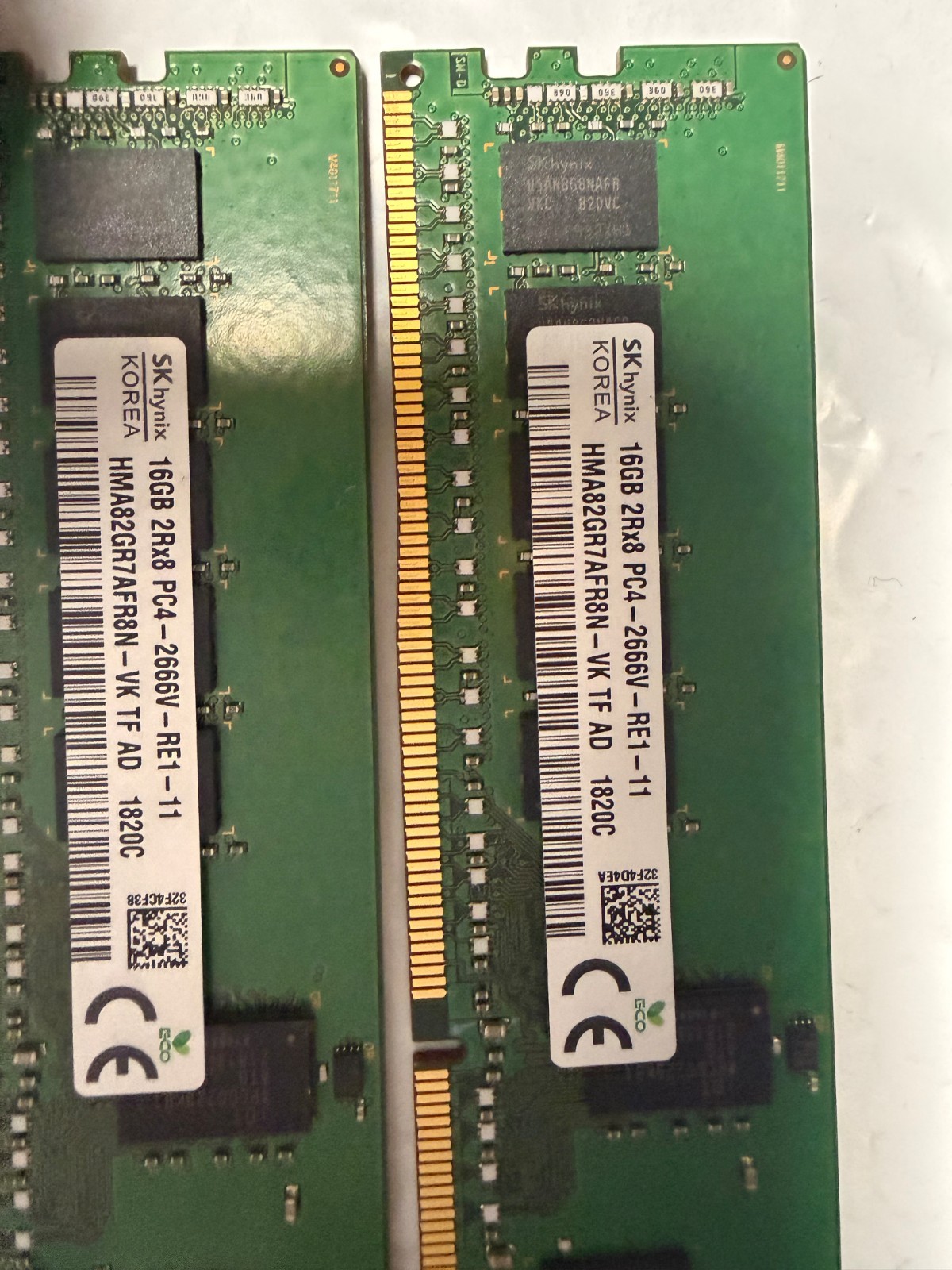 2XSK Hynix HMA82GR7AFR8N-VK 16GB 2Rx8 (2x16GB) PC4-2666V-RE1-11 DDR4 Server Mem