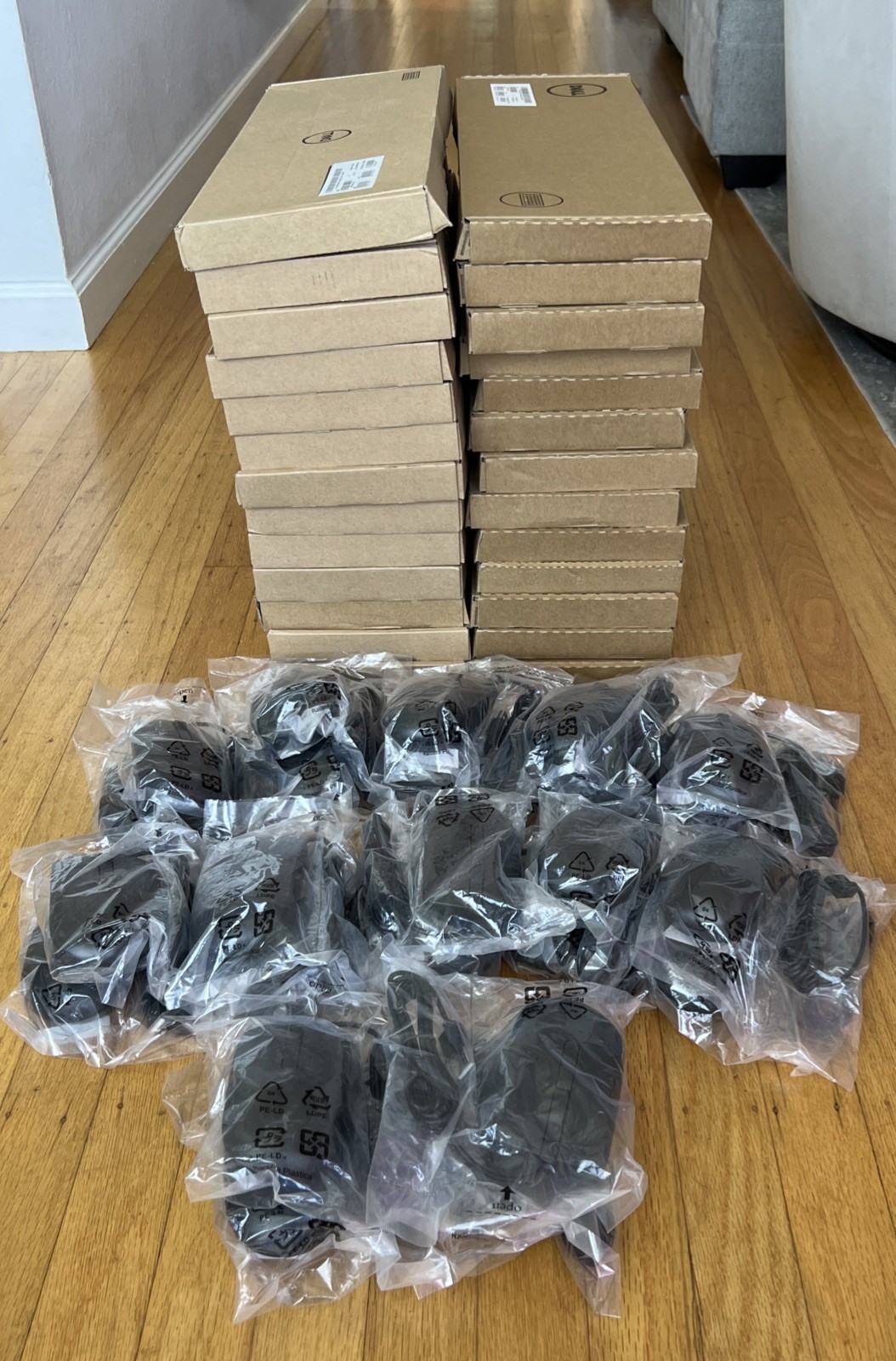 Lot of 26 New OEM Dell KB216 Wired Keyboard and Dell Mice