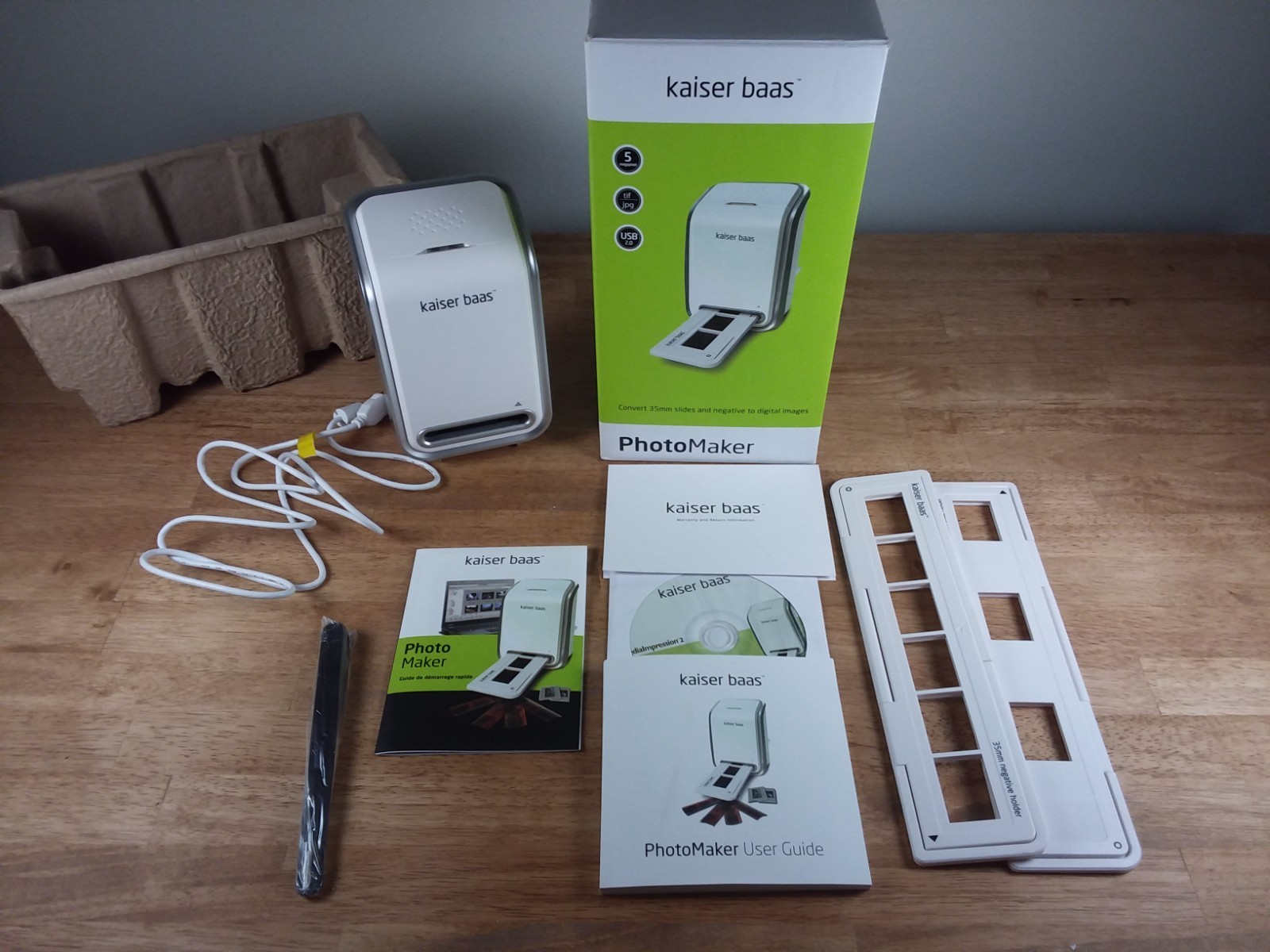 Kaiser Baas Photo Maker - Slide Negatives to Digital Images Converter KBA03005