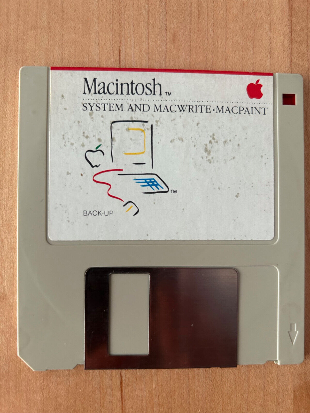 Apple Macintosh System and MacWrite (2.2) – MacPaint (1.4) BACK-UP disk TESTED