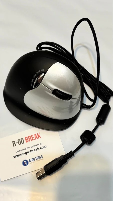 R-Go Break HE Ergonomic Vertical Wired USB Mouse Right Hand Medium/Large