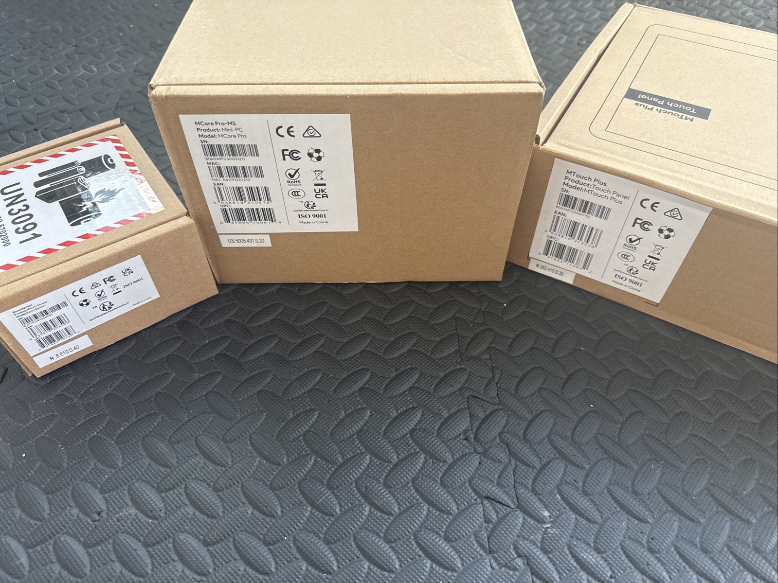 Yealink MCoreKit-C5-MS Teams Rooms Base Kit MCore Pro MTouch Plus RoomSensor