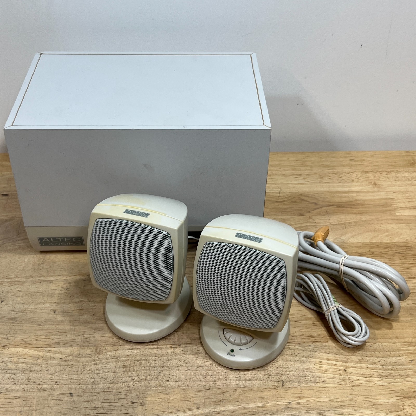 Vintage Altec Lansing ACS33 Computer Speaker System Subwoofer Satellite Speakers