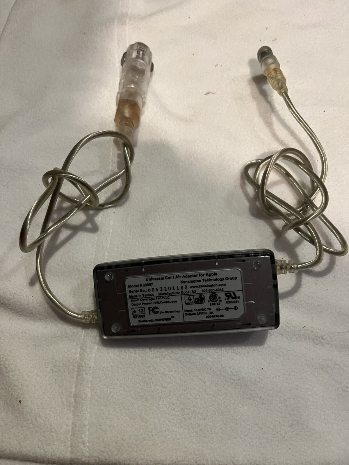 (#121) Kensington 33057 Car/Air Laptop Power Adapter for Apple