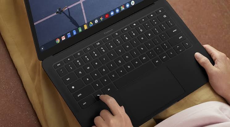 Google Pixelbook Go Chromebook 13.3" 4K/UHD TOUCH i7-8th-Gen 16GB 256GB SSD