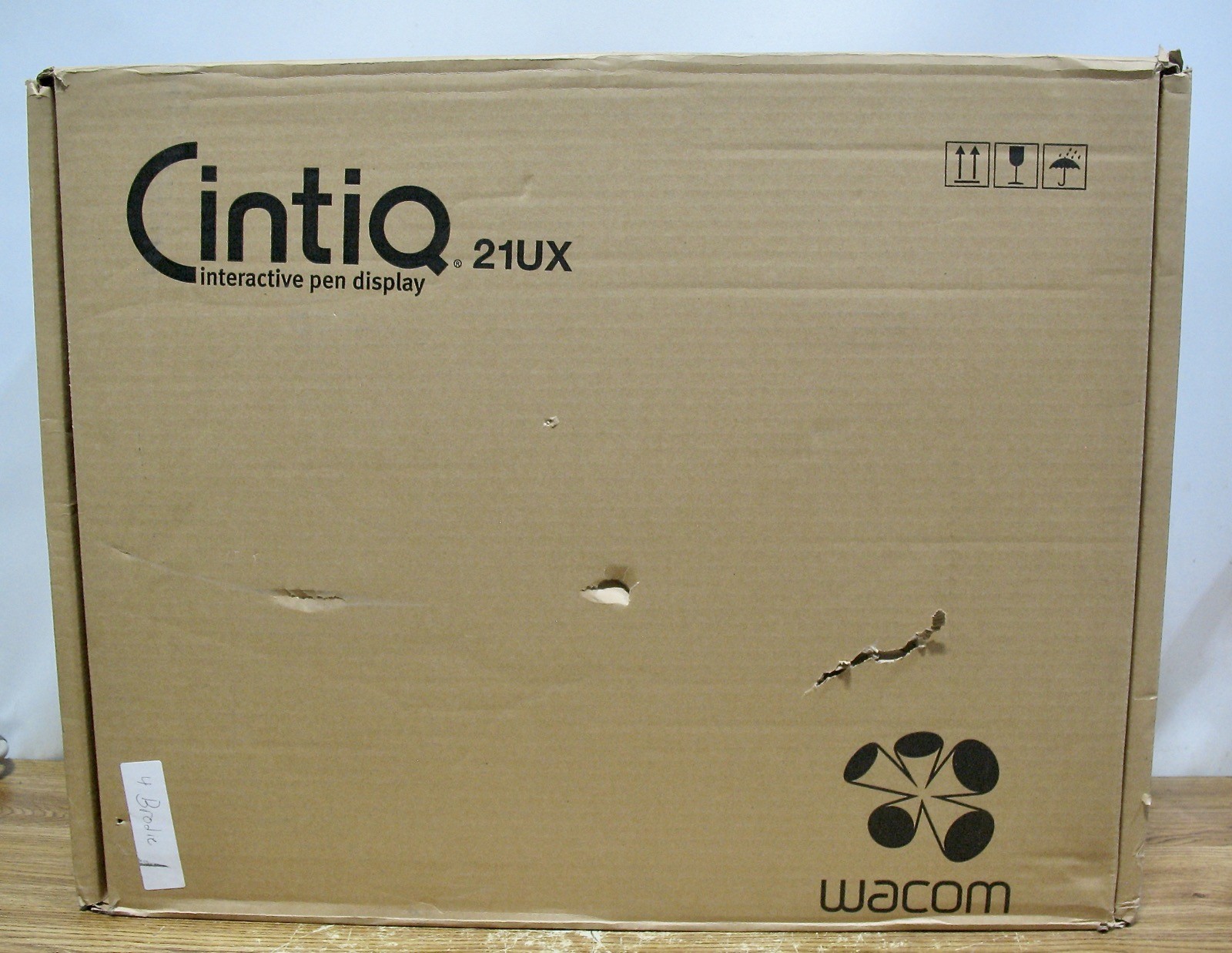 Wacom Cintiq 21UX Interactive Pen Display - DTZ-2100D - New/Open Box
