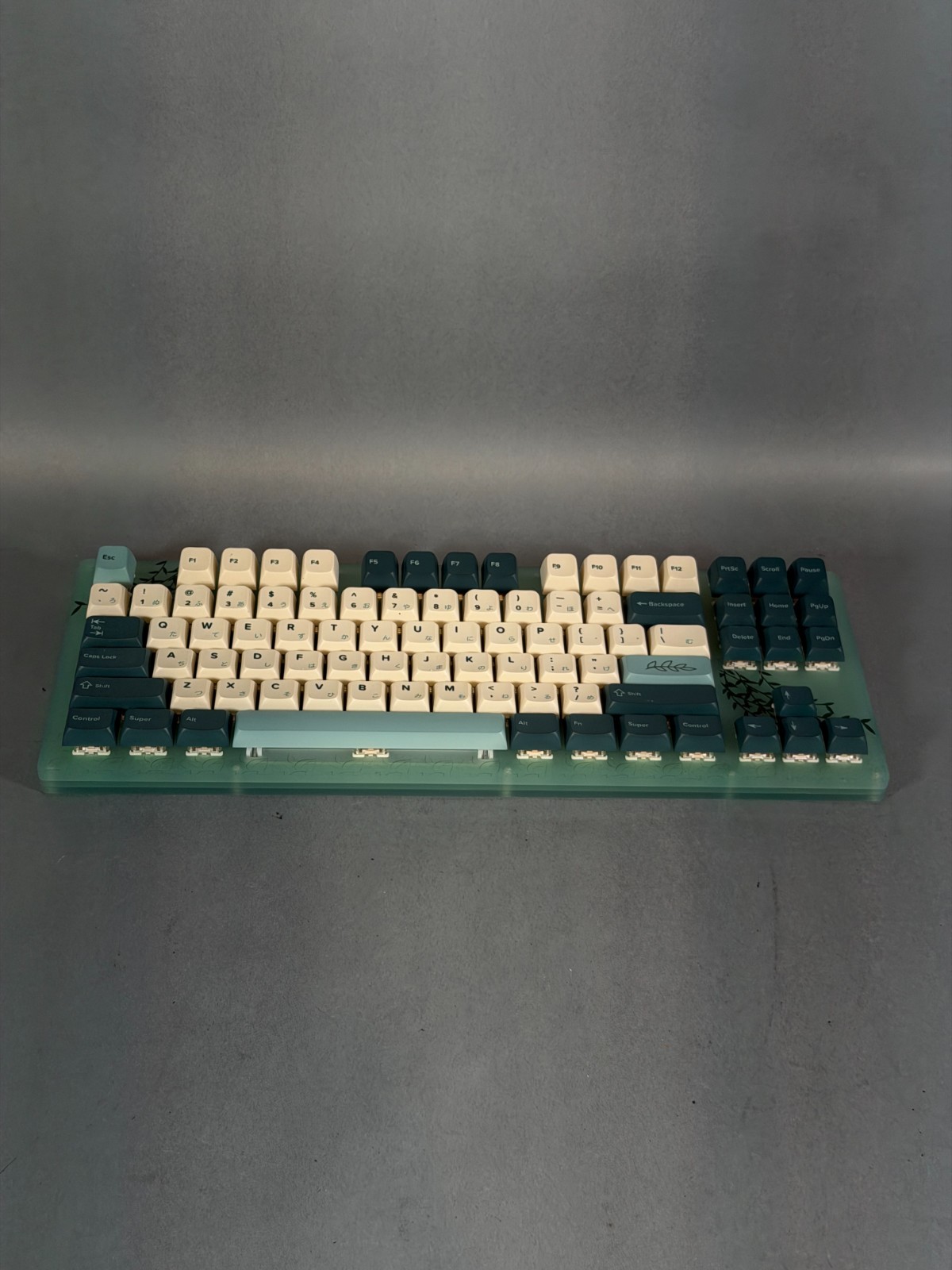 Womier RGB Mechanical Gaming Keyboard Red Switches Japanese Keycaps
