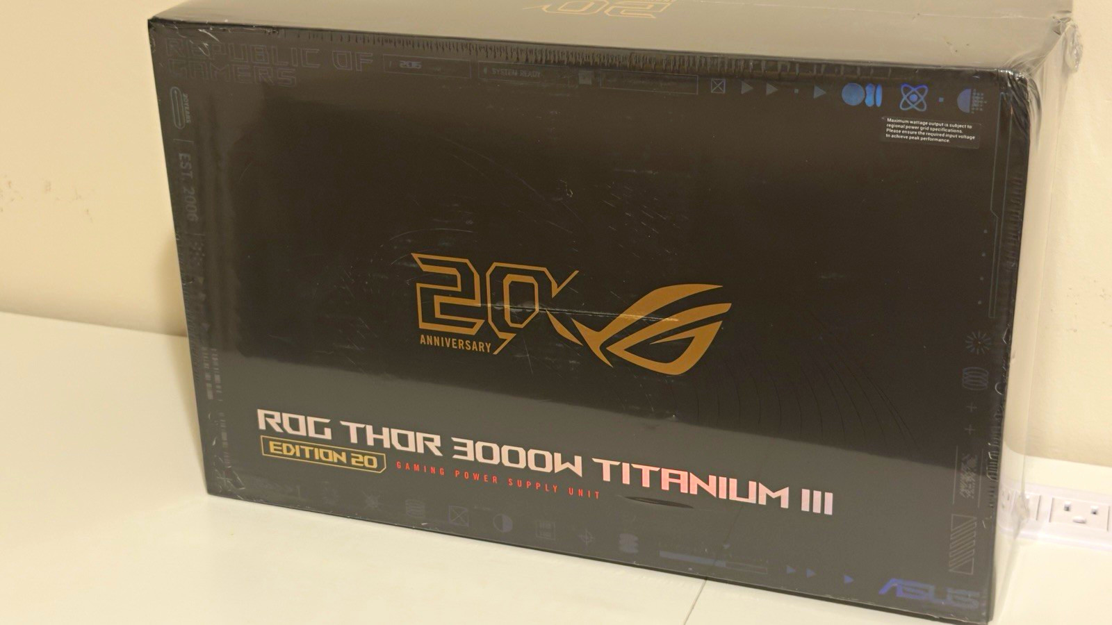 Sealed ASUS ROG Edition 20th Thor 3000W Titanium III PSU w/ LED Display