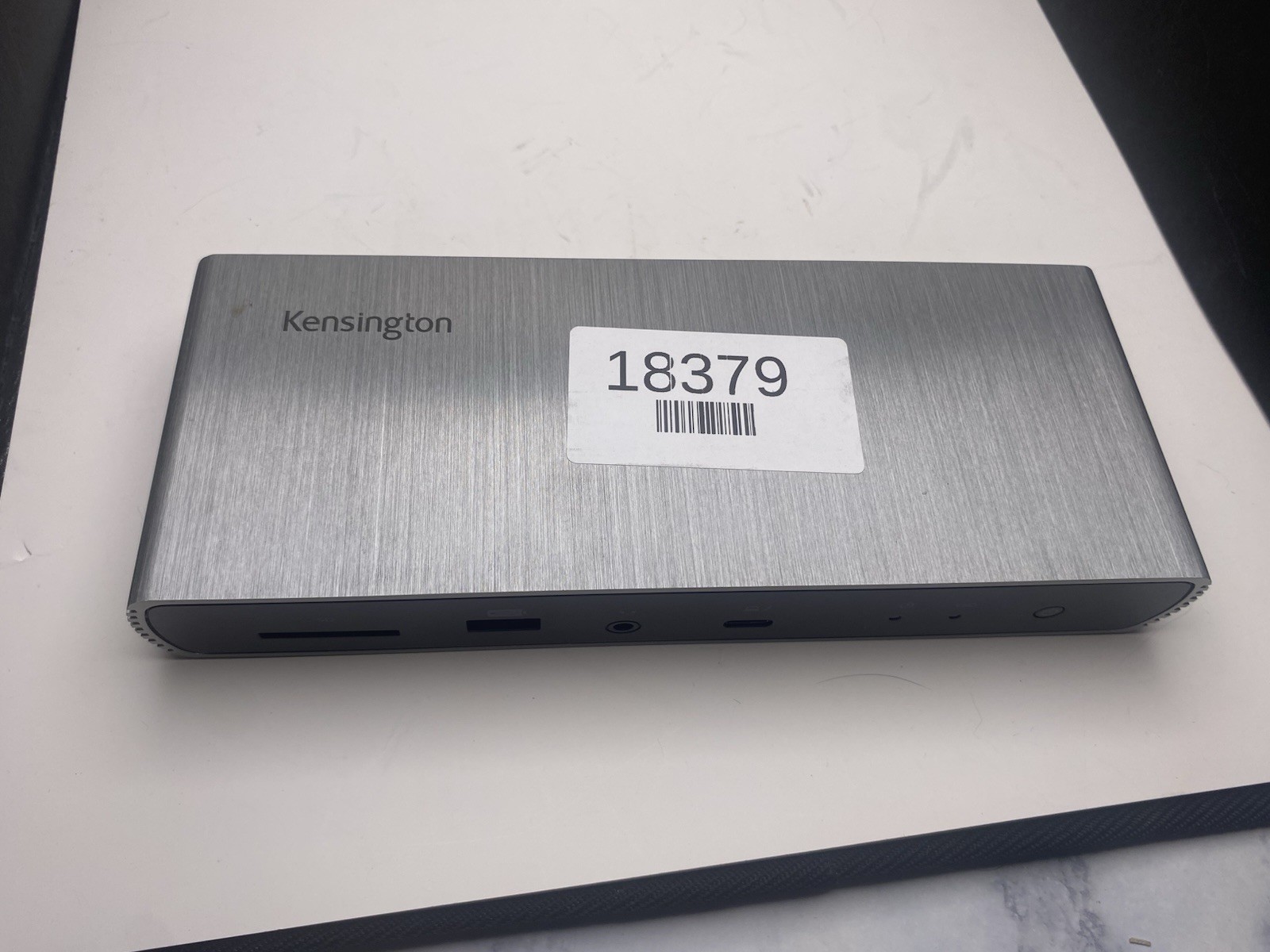 Kensington SD5700T Thunderbolt 4 Dual 4K Docking Station Untested READ