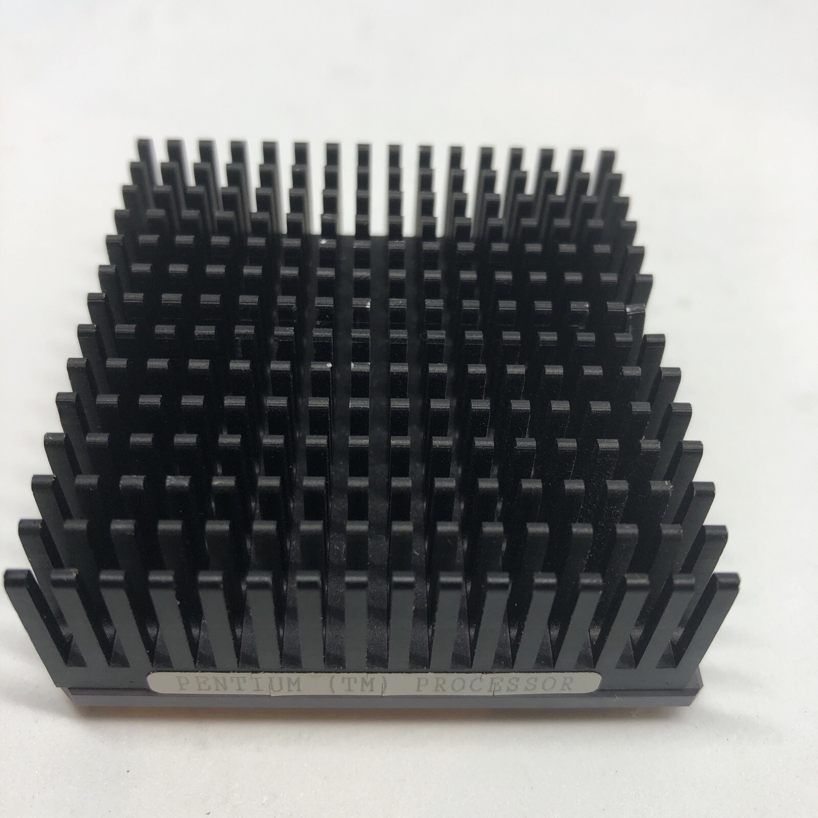 Intel Pentium 60 Mhz CPU 1992 P60 A80501-60 Ceramic Top Processor w/ Heatsink