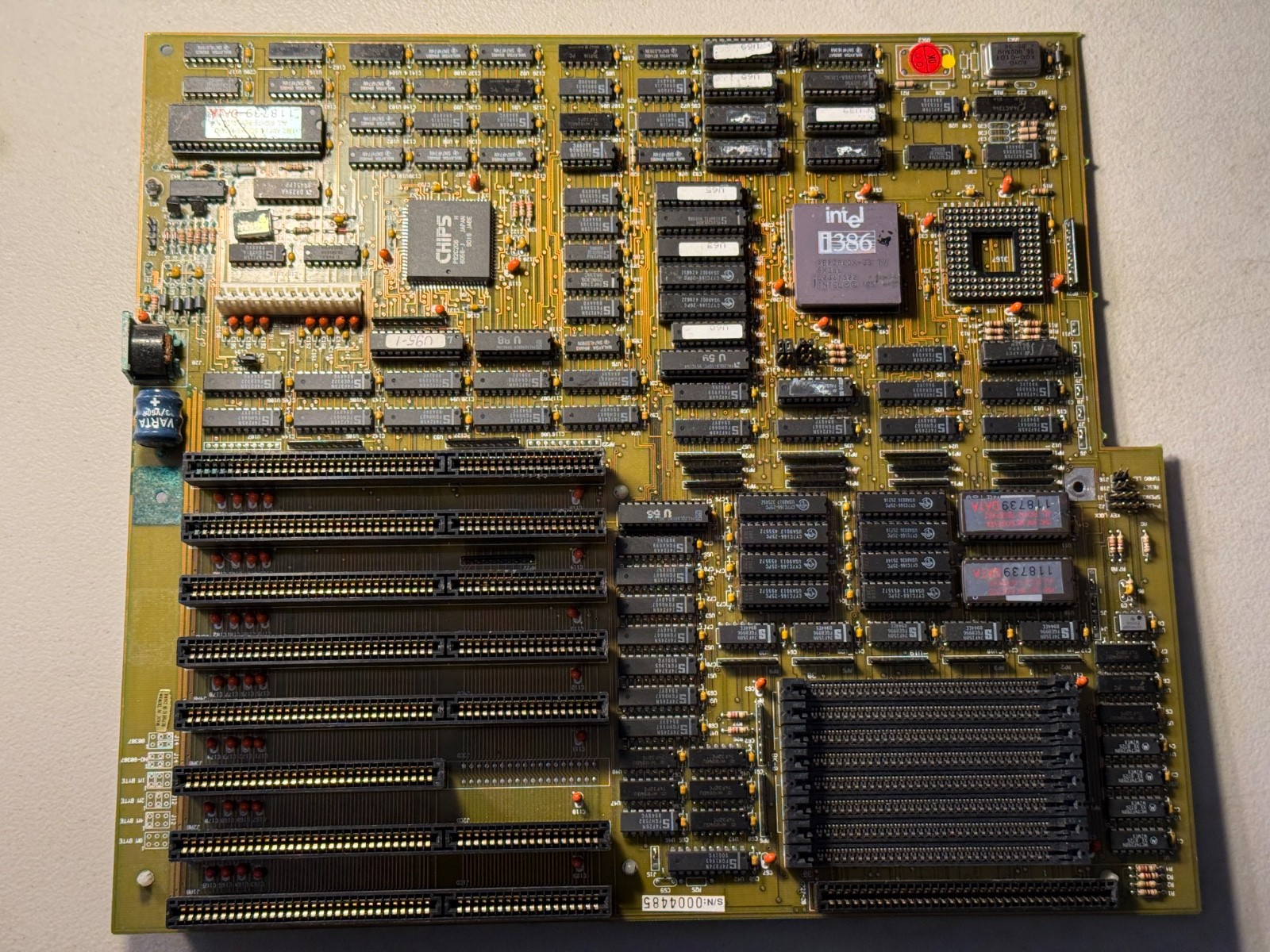 Vintage Large Intel 386 DX-33 Motherboard - Works