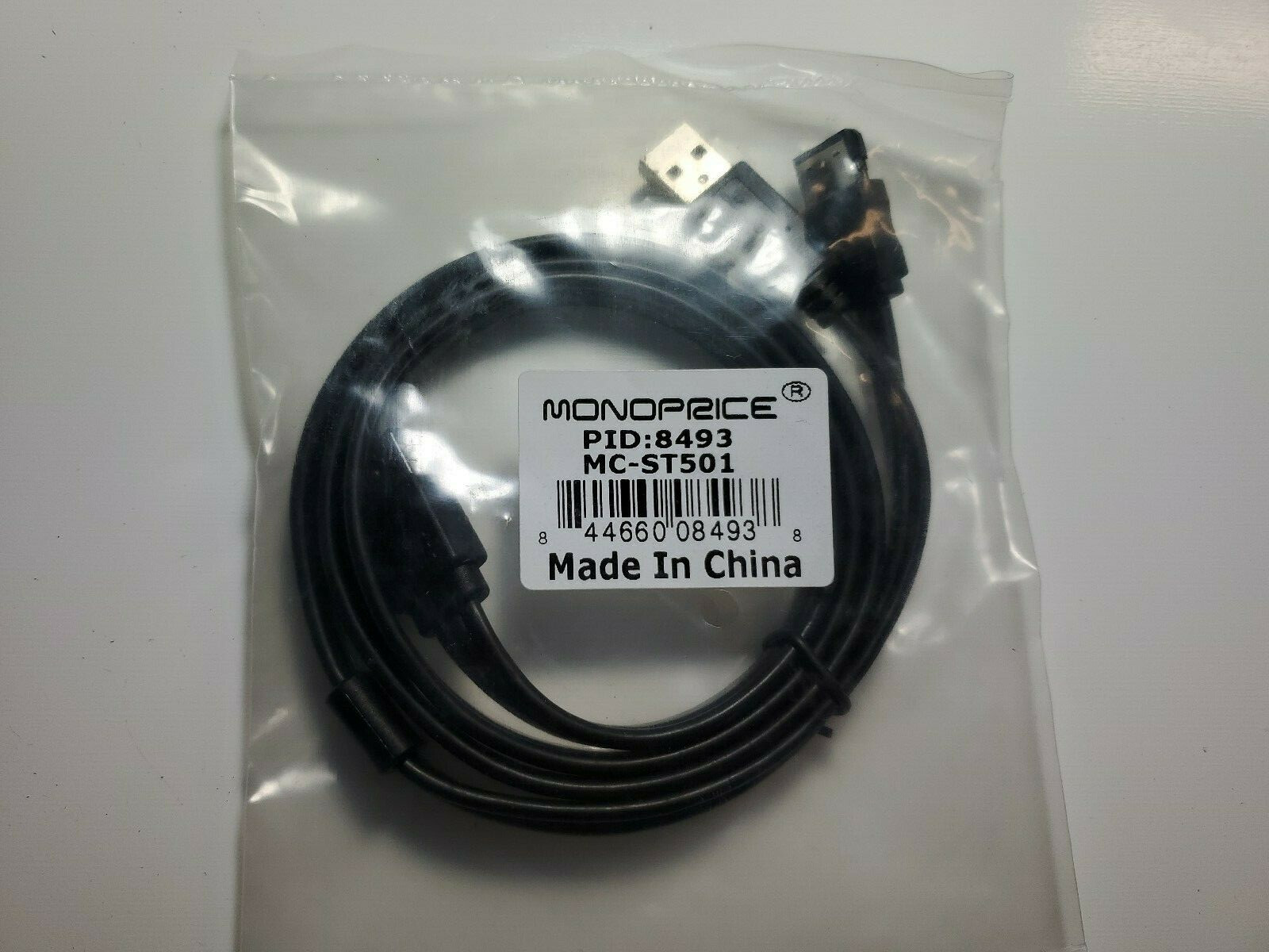 Monoprice PID: 8493 MC-ST501, 3FT eSATA + USB to eSATAp Cable - Black