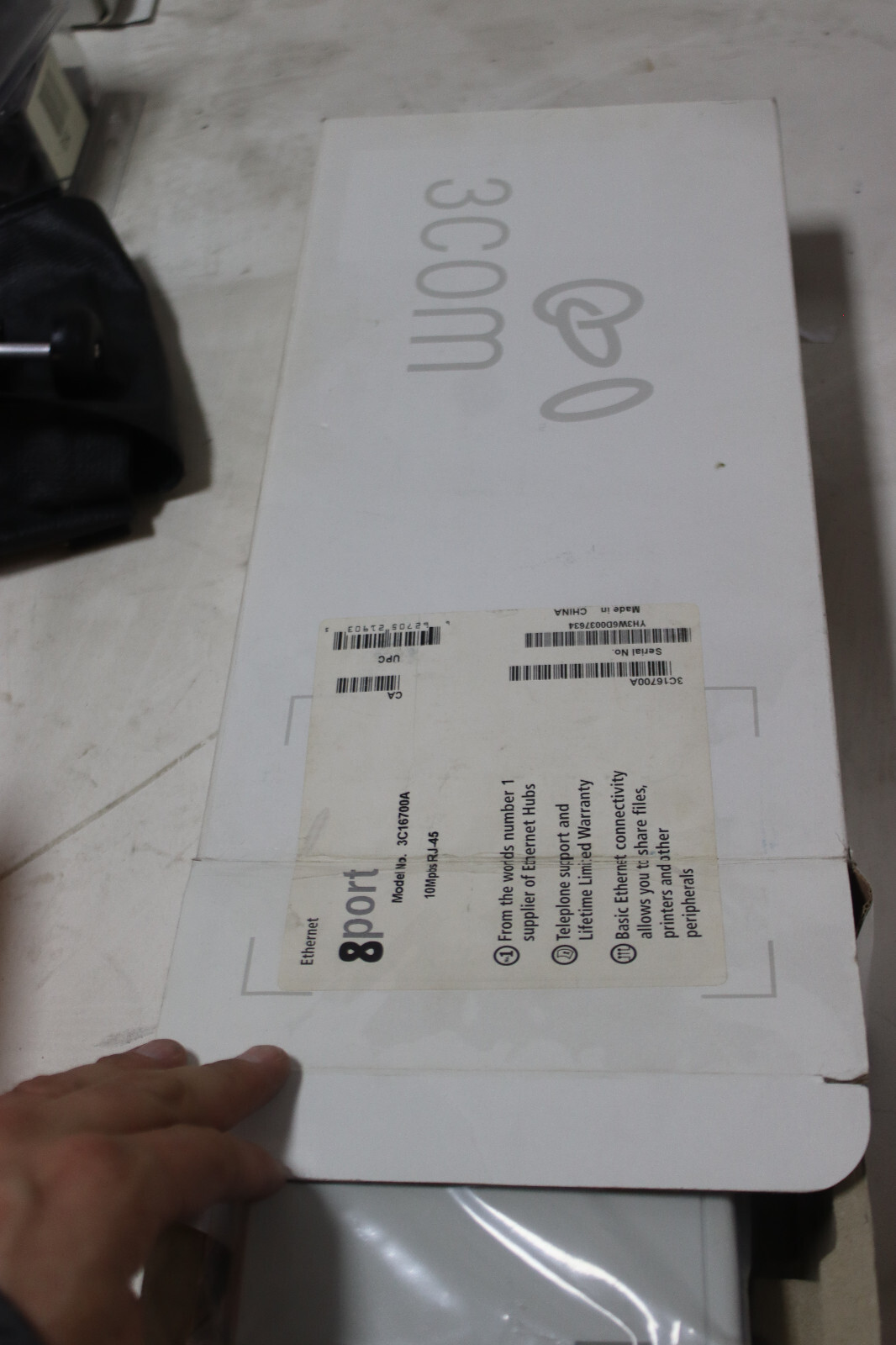 NEW 3Com  OfficeConnect 3C16700A 8-Ports External Hub