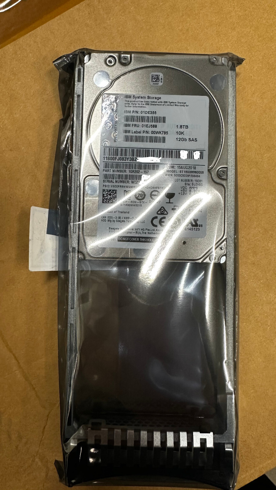 01DE355 01EJ588 00WK795 IBM 1.8TB SAS 12GB 10K SFF V2 V3700 HDD Hard Drive