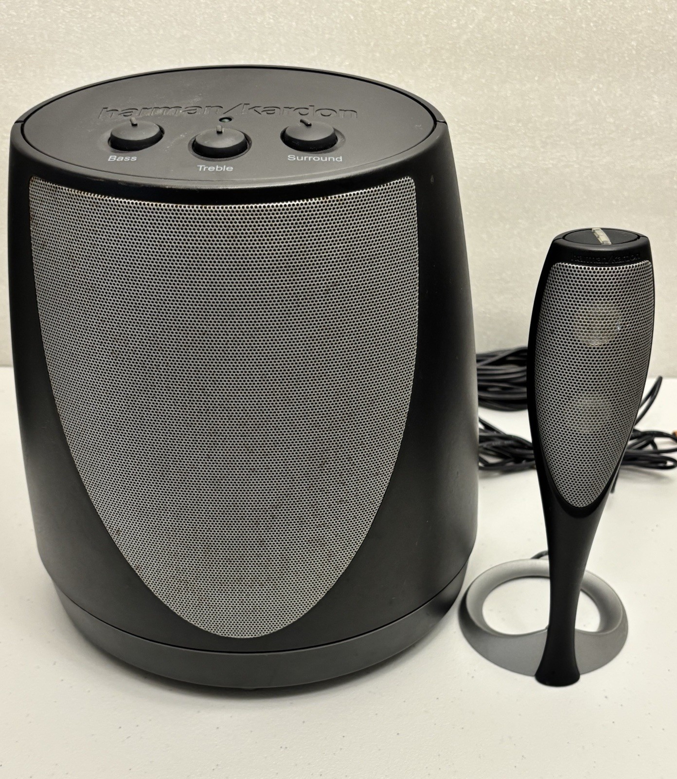 Harmon Kardon Model HK695-01 Computer Subwoofer & Left Speakers