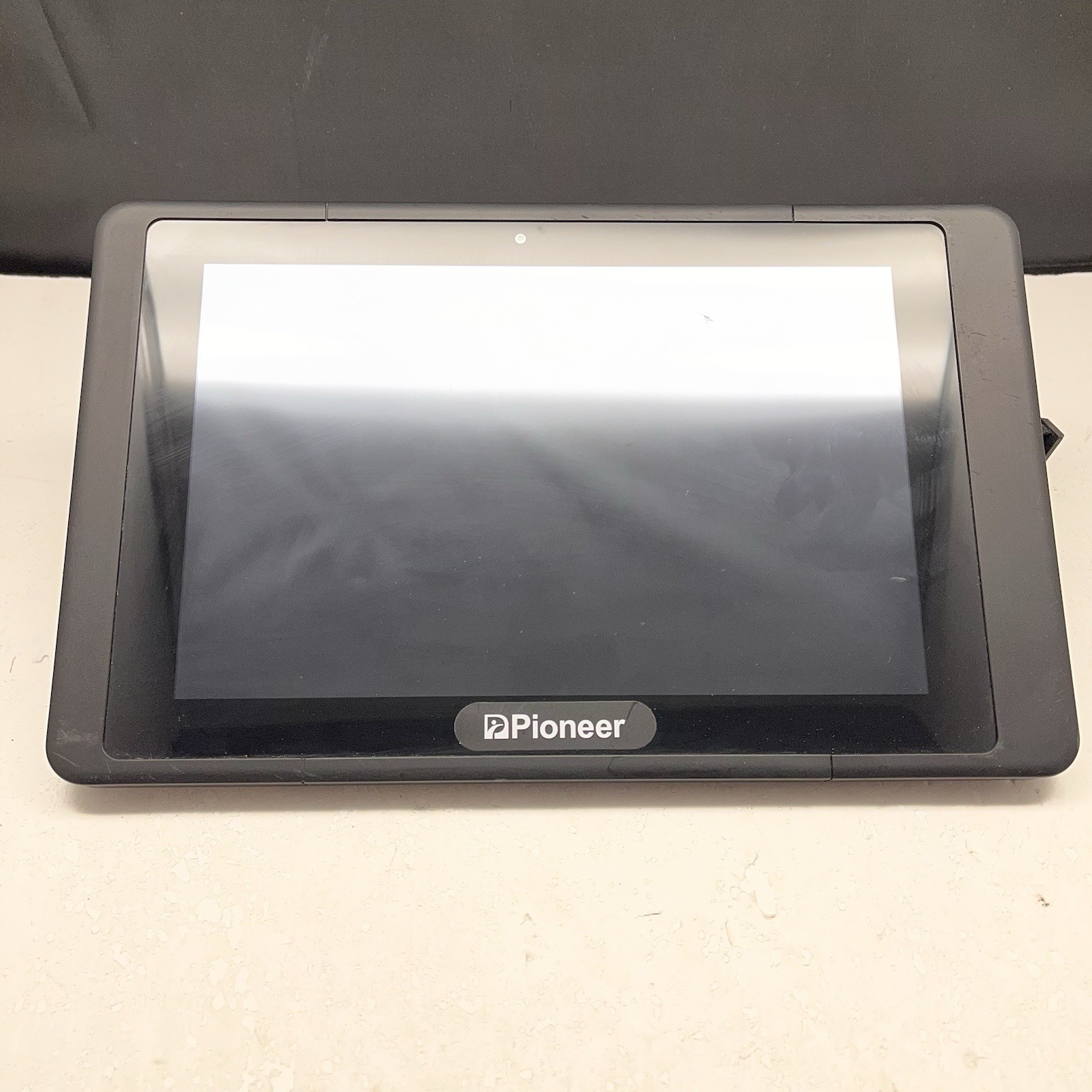 Pioneer DASH10EB 10.1" mPOS Windows Tablet Sold As Is B4